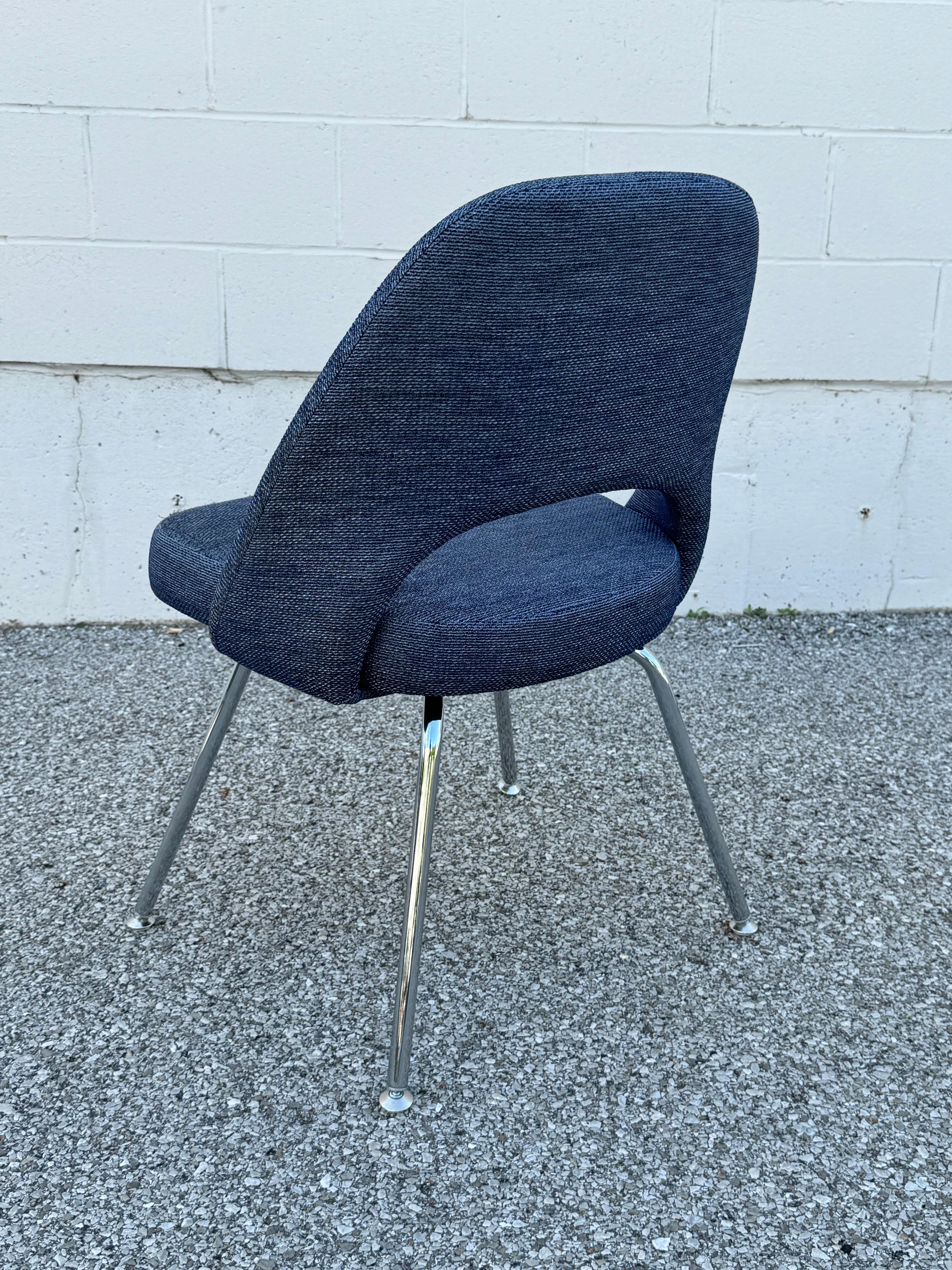 Set of 10 Eero Saarinen for Knoll 72C Executive Armless Chairs Chrome Legs *2016 For Sale 1