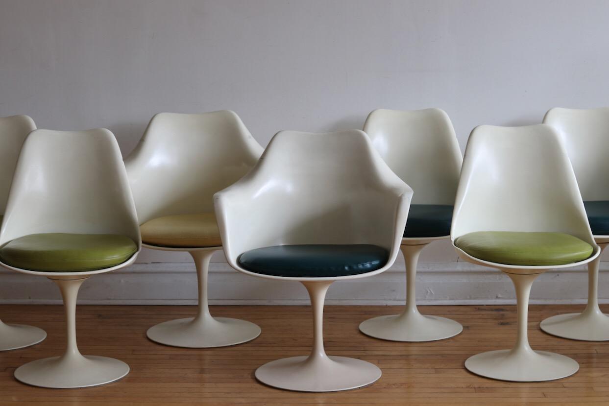 Set of 10 Eero Saarinen for Knoll Tulip Chairs In Good Condition In Brooklyn, NY