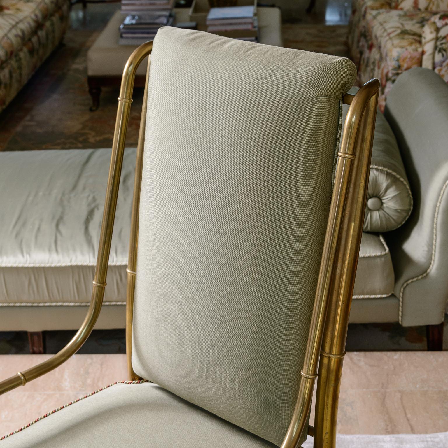 Laiton Ensemble de 10 chaises impériales en faux bambou par Weiman/Warren Lloyd pour Mastercraft en vente
