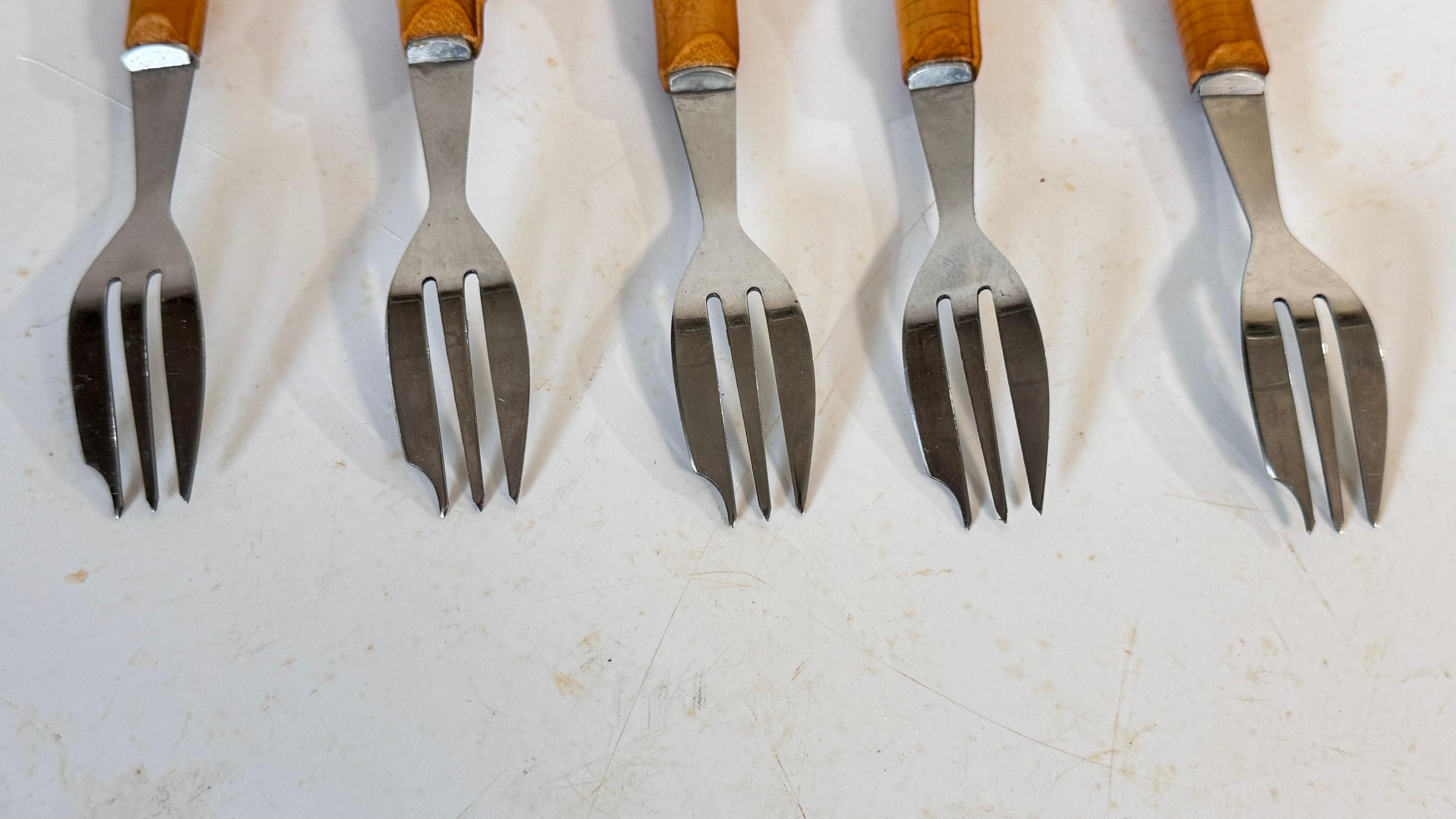 Fin du 20e siècle Ensemble de 10 fourchettes en faux bambou, fourchettes à fondue et à fromage, années 1970 en vente