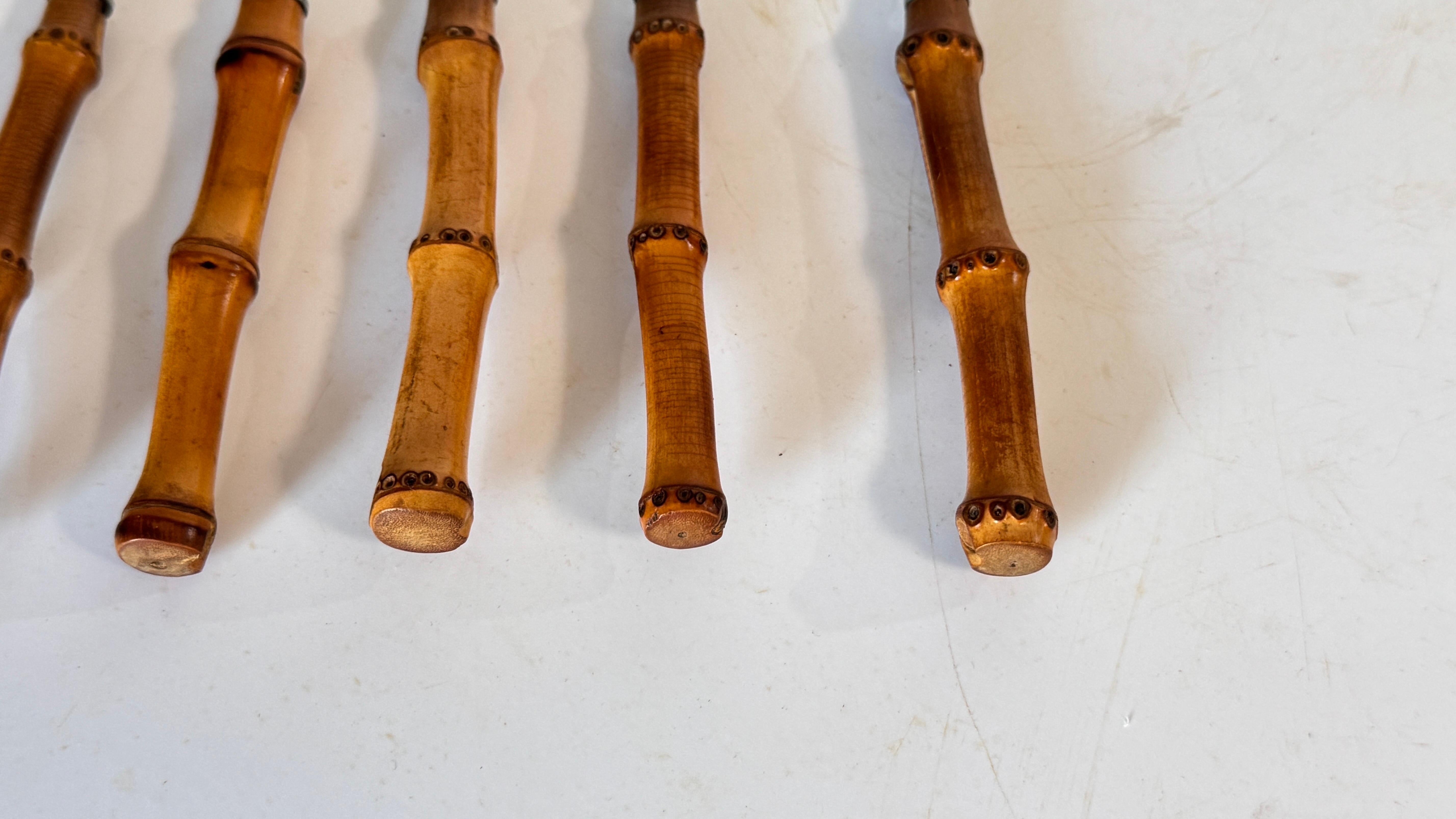 Ensemble de 10 fourchettes en faux bambou, fourchettes à fondue et à fromage, années 1970 en vente 1