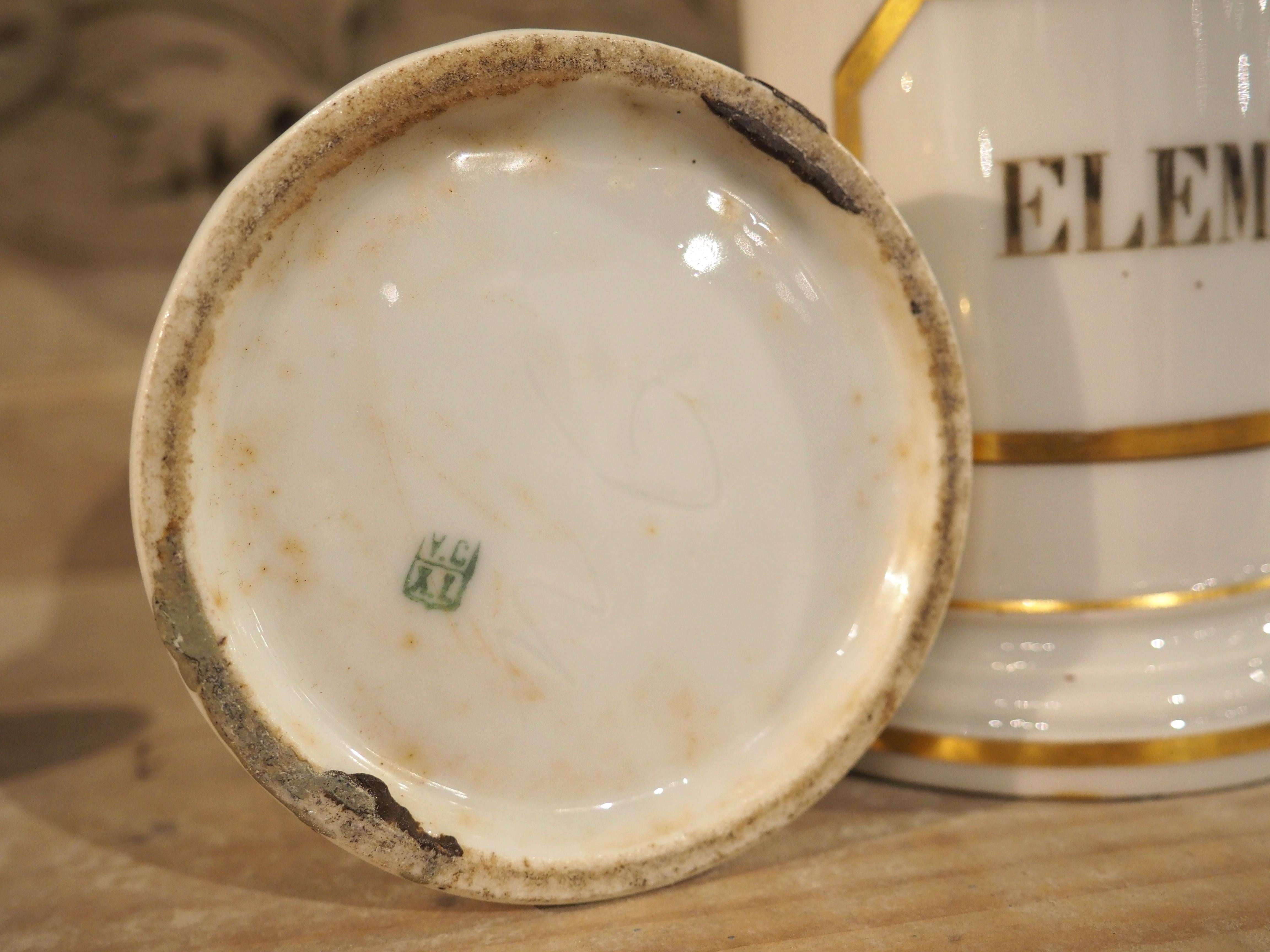 20ième siècle Ensemble de 10 pots d'apothicaire en porcelaine peinte à la main, années 1900 en vente