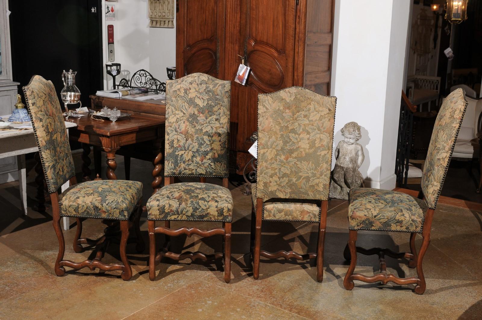 Ensemble de 10 chaises de salle à manger françaises de style Louis XIII avec tapisserie à fleurs 4