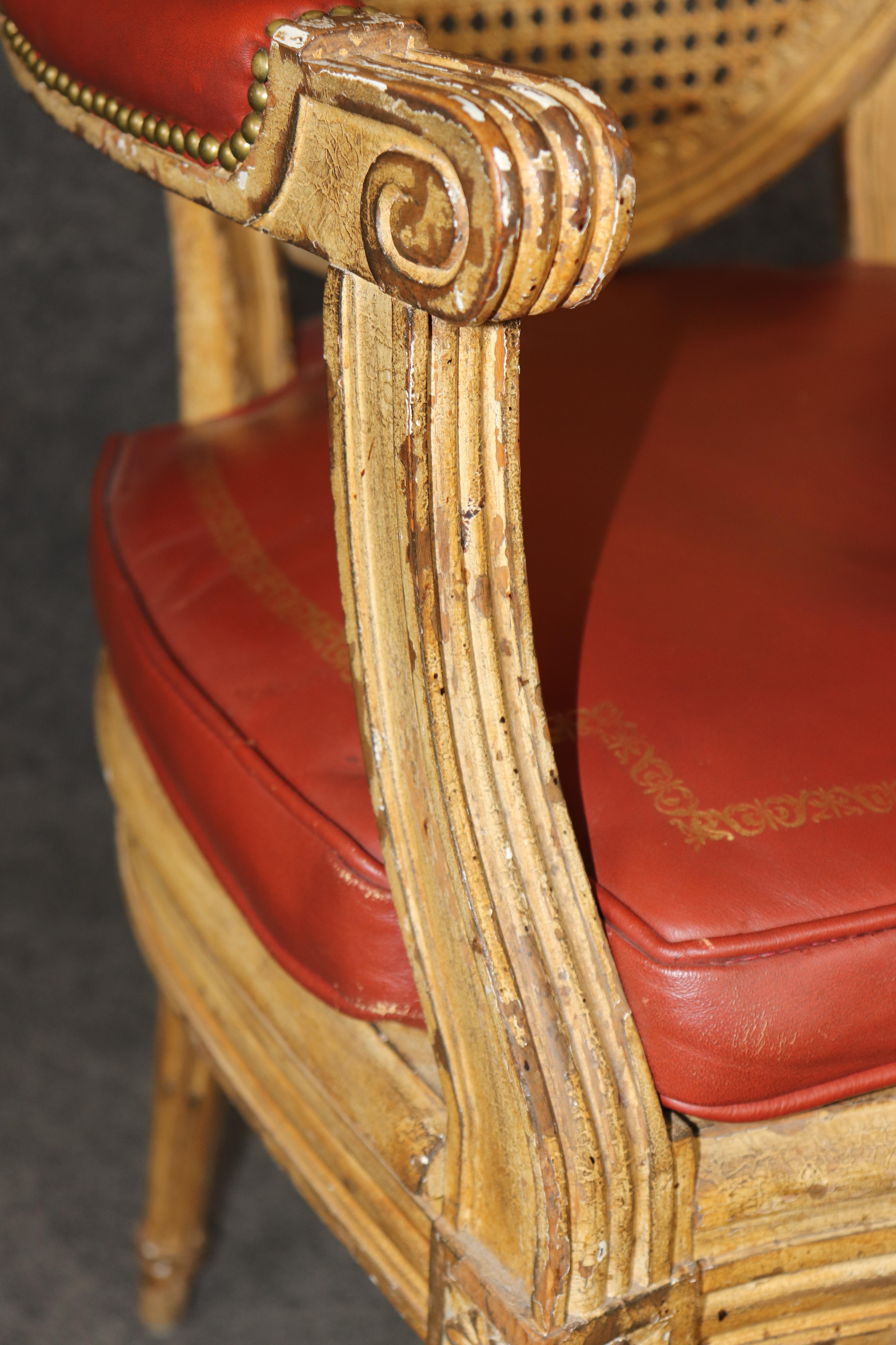Ensemble de 10 chaises de salle à manger Louis XVI peintes à la crème et en cuir véritable Cane en vente 8