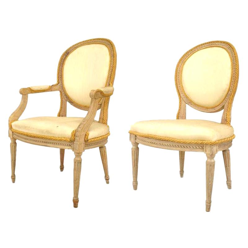 Ensemble de 10 chaises de salle à manger françaises Louis XVI rayées et bleues