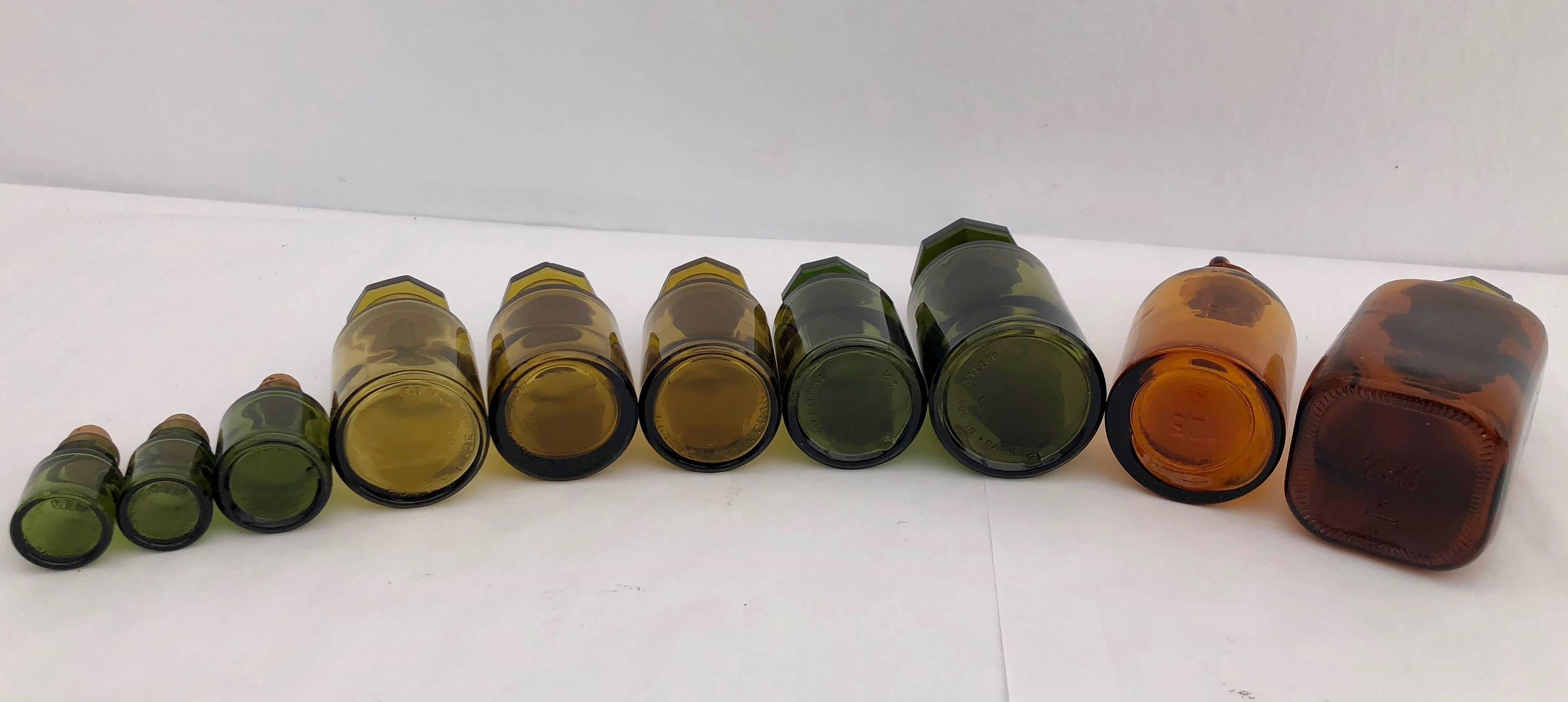 Set of 10 French Perfume-Pharmacy Bottles in Green and Amber, with Lids/Stopper For Sale 2