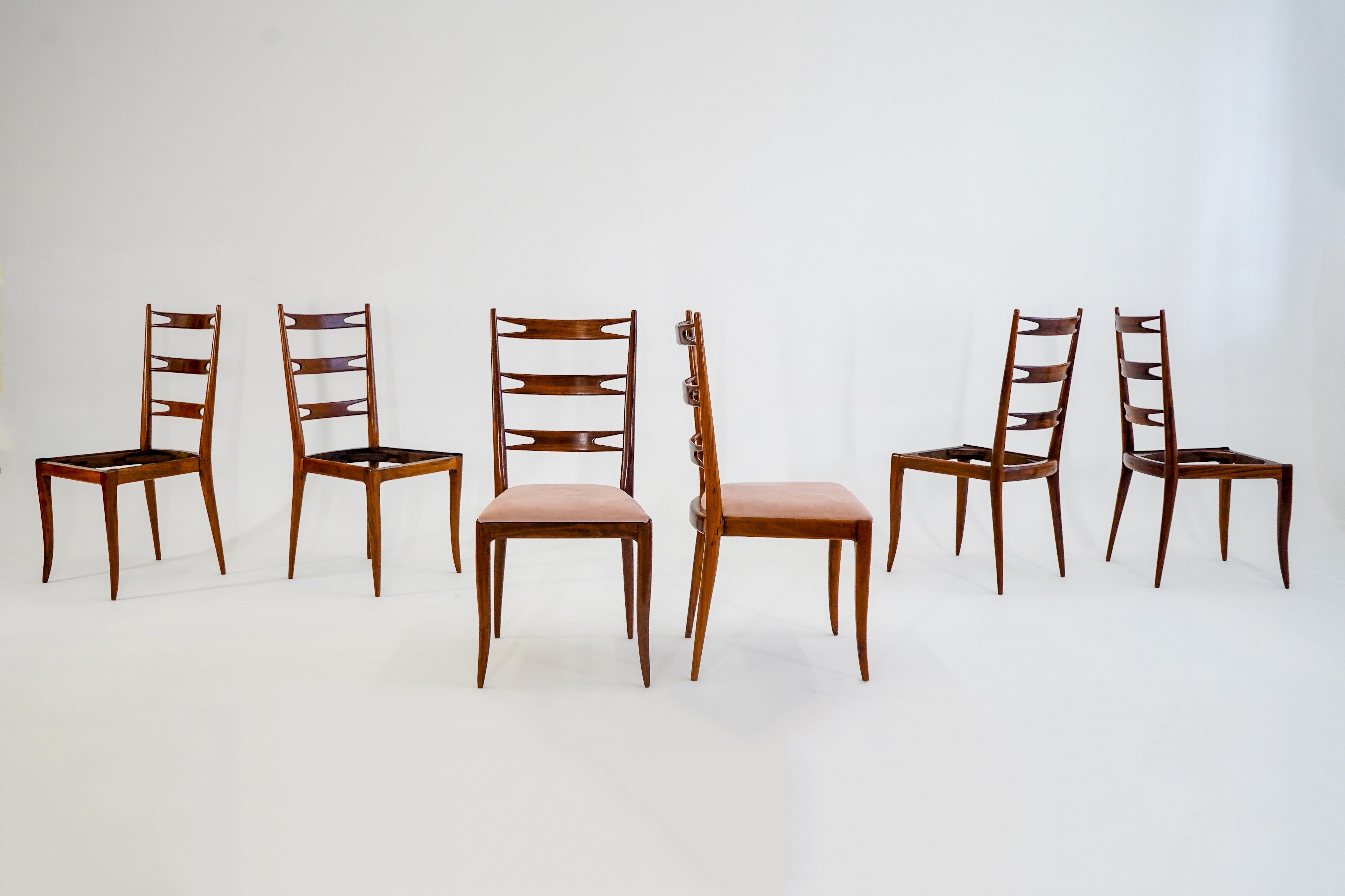 Hardwood Set of 10 “Gravata” Dining Chairs in Caviuna wood by Giuseppe Scapinelli Brazil For Sale