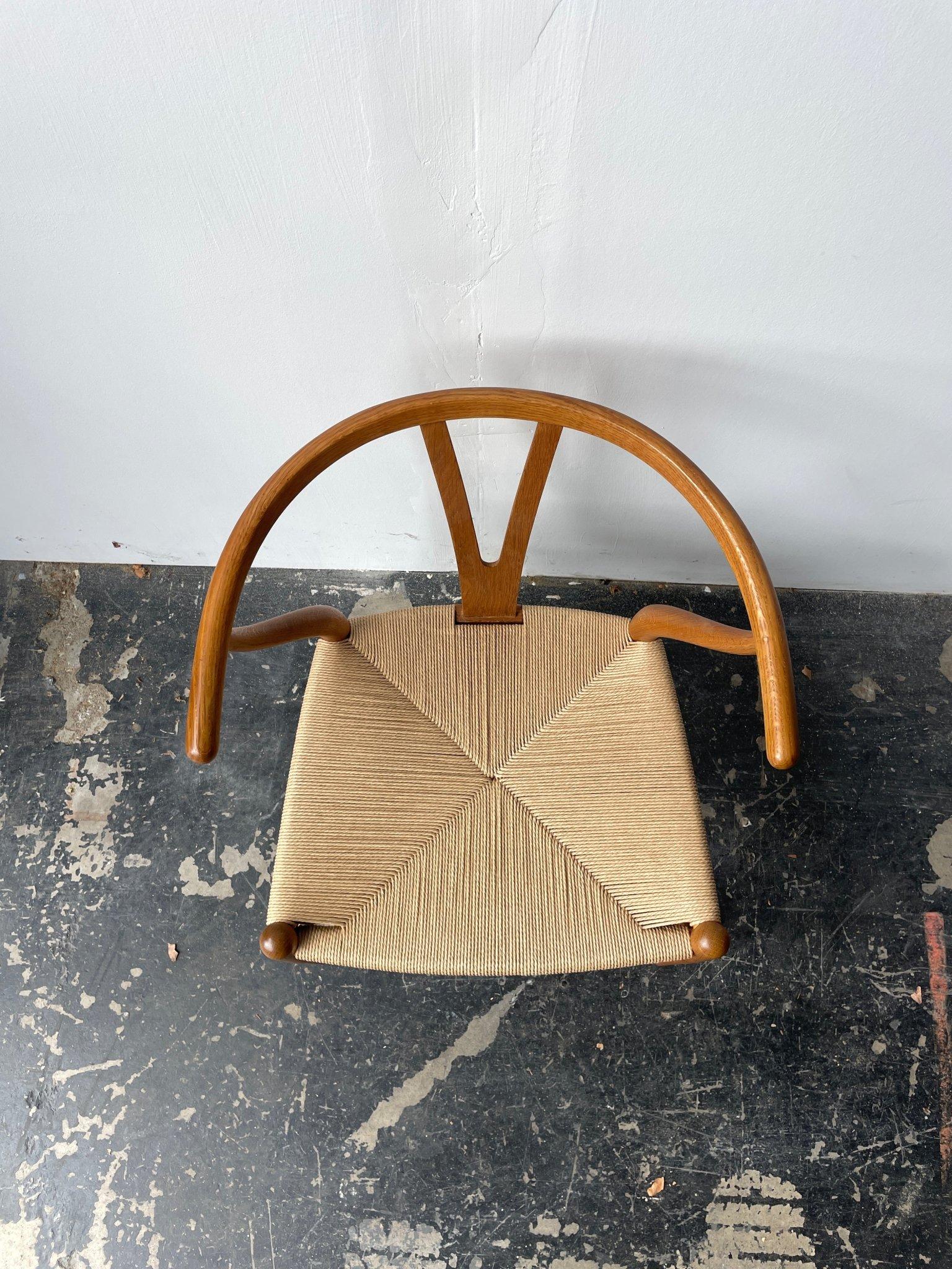 Danese Set di 10 sedie Hans Wegner Wishbone in Oak, anni '50 circa in vendita