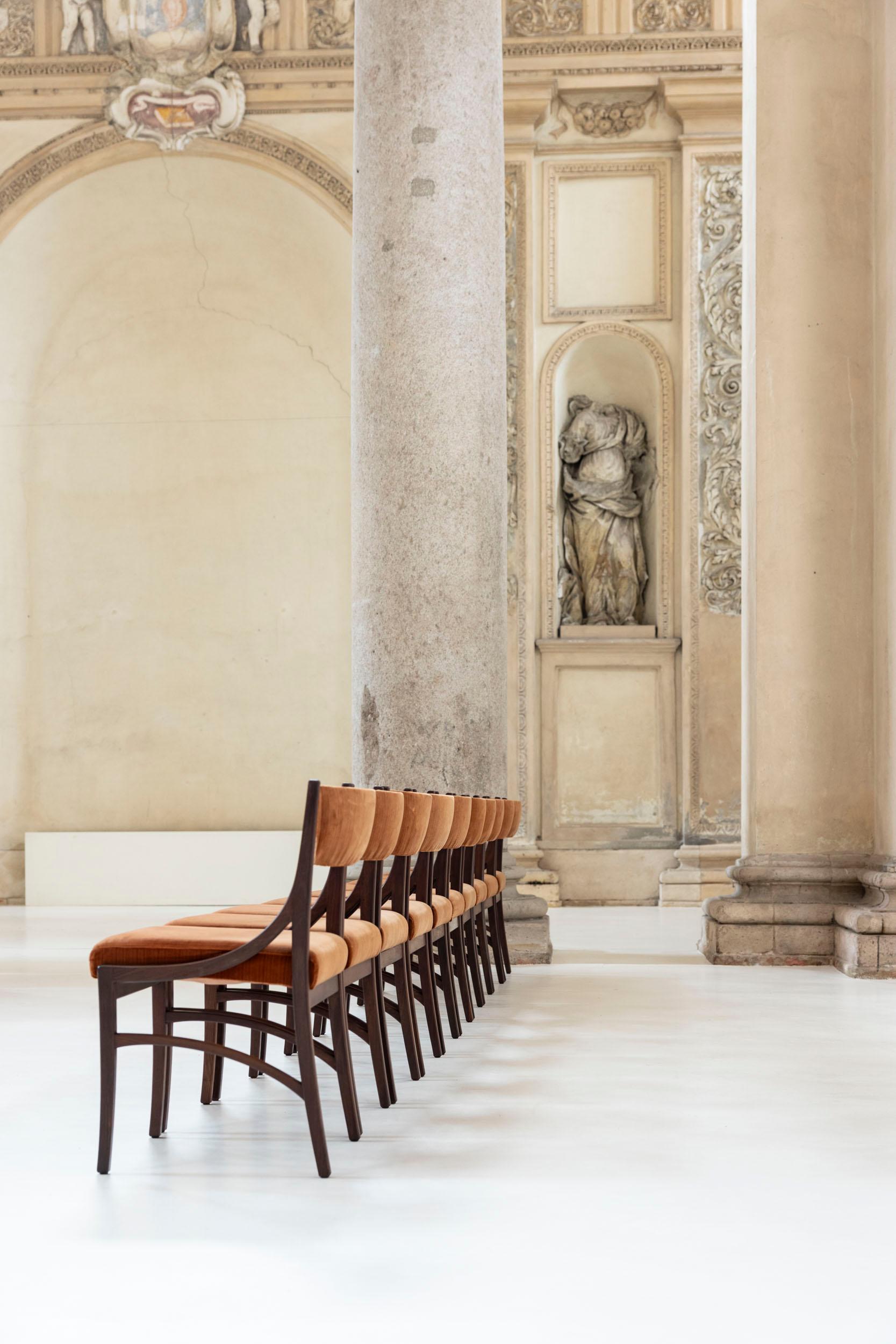Mid-Century Modern Ensemble de 10 chaises Ico Parisi modèle 110 pour Cassina, Italie, 1961 en vente