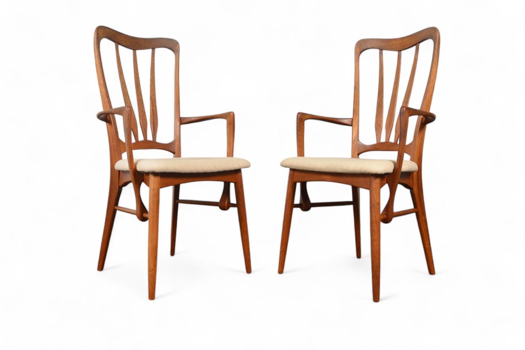 Origin: Denmark
Designer: Niels Koefoed
Manufacturer: Koefoeds Hornslet
Era: 1960s
Materials: Teak
Measurements: 19