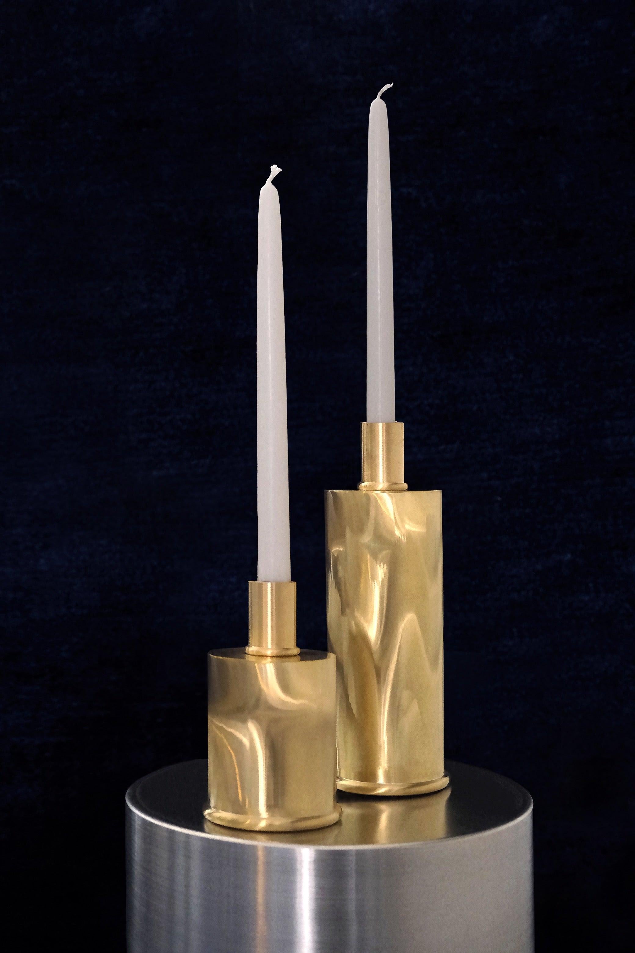 Italiano Set di 10 portacandele in ottone spazzolato italiano, design artigianale in vendita