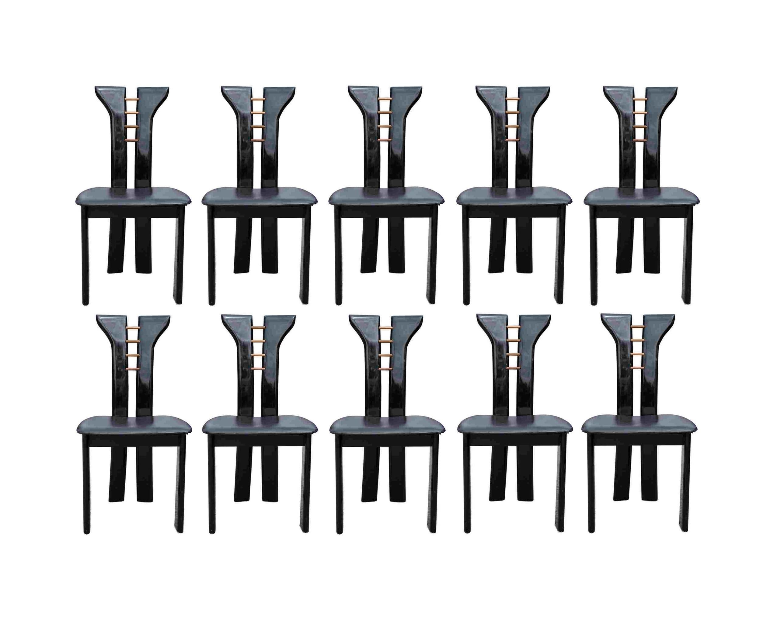 Stunning set of 10 Italian high gloss black lacquer dining chairs by Roche Bobois. Designed by Pierre Cardin. Nice condition no major flaws to note.