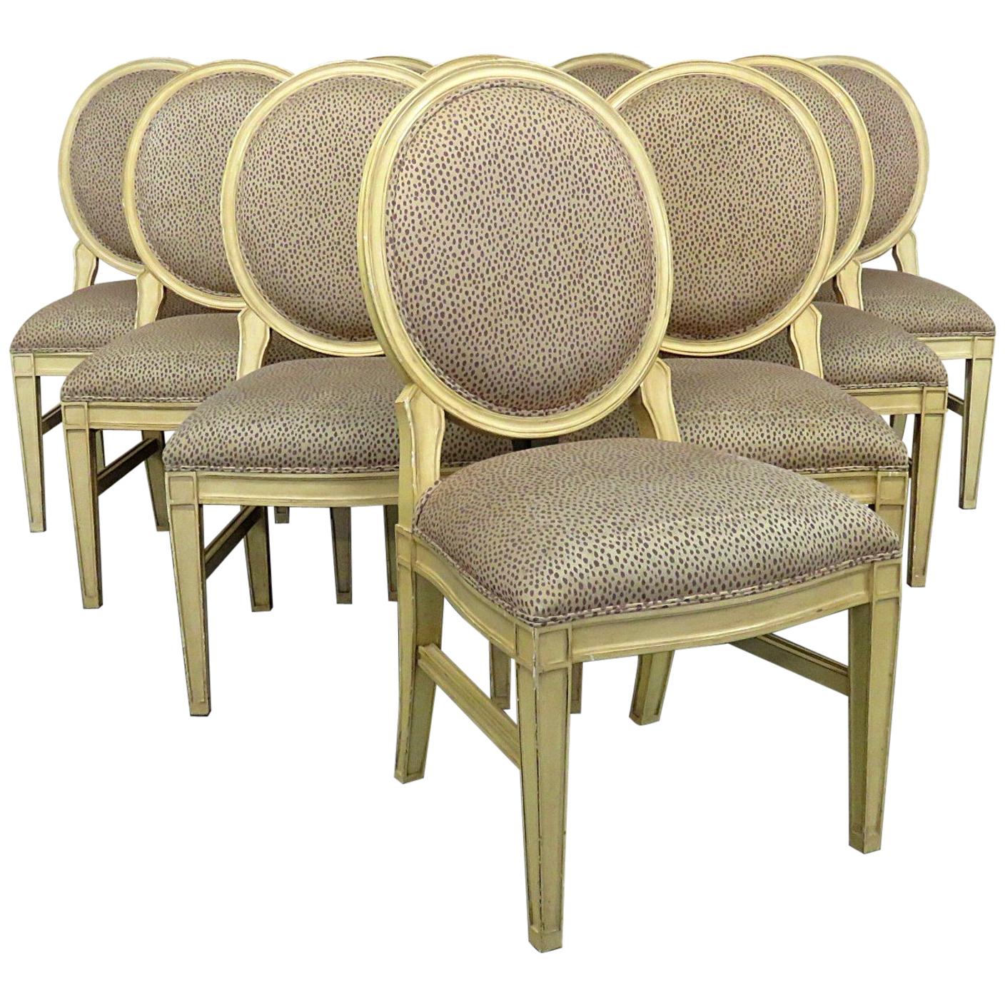 Set von 10 bemalten Esszimmerstühlen im Maison Jansen-Stil im Directoire-Stil