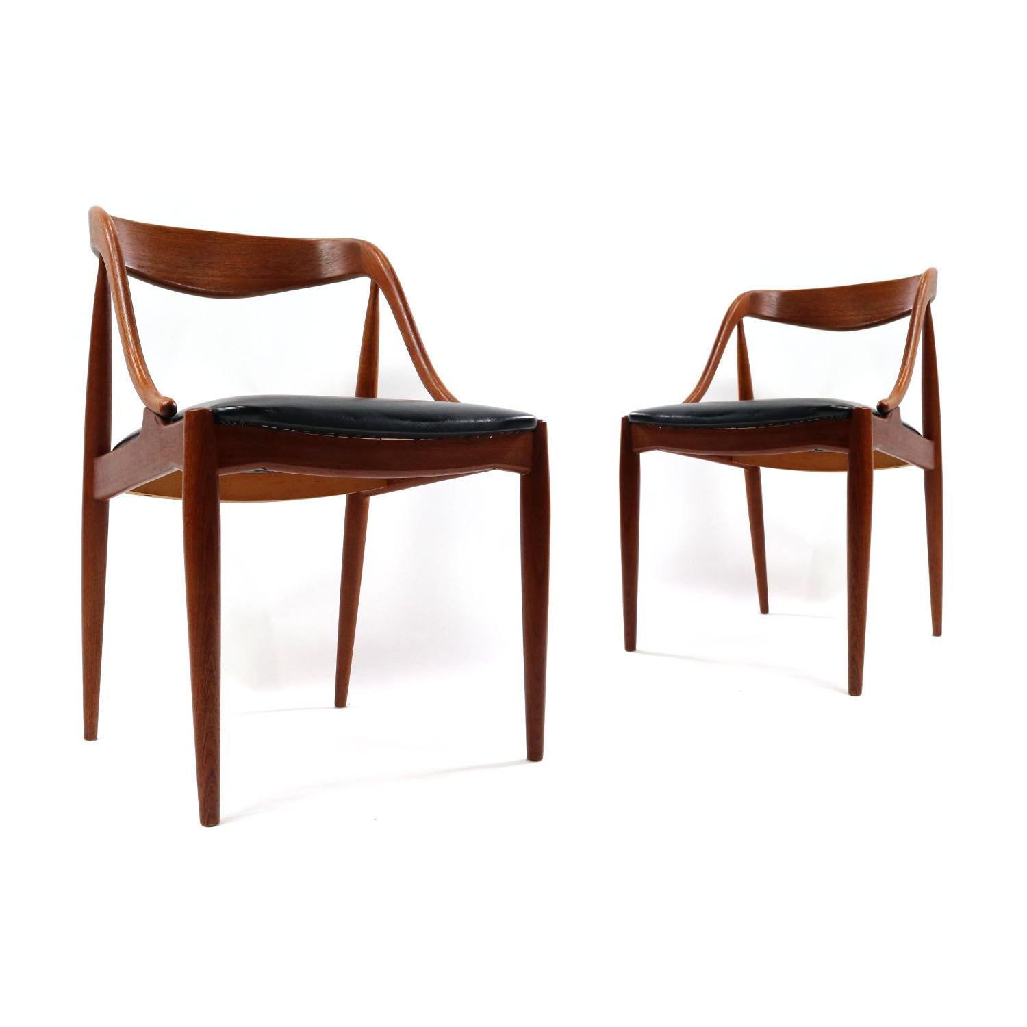 Mid-Century Modern Set of 10 Johannes Andersen for Uldum Møbelfabrik Danish Teak Dining Chairs