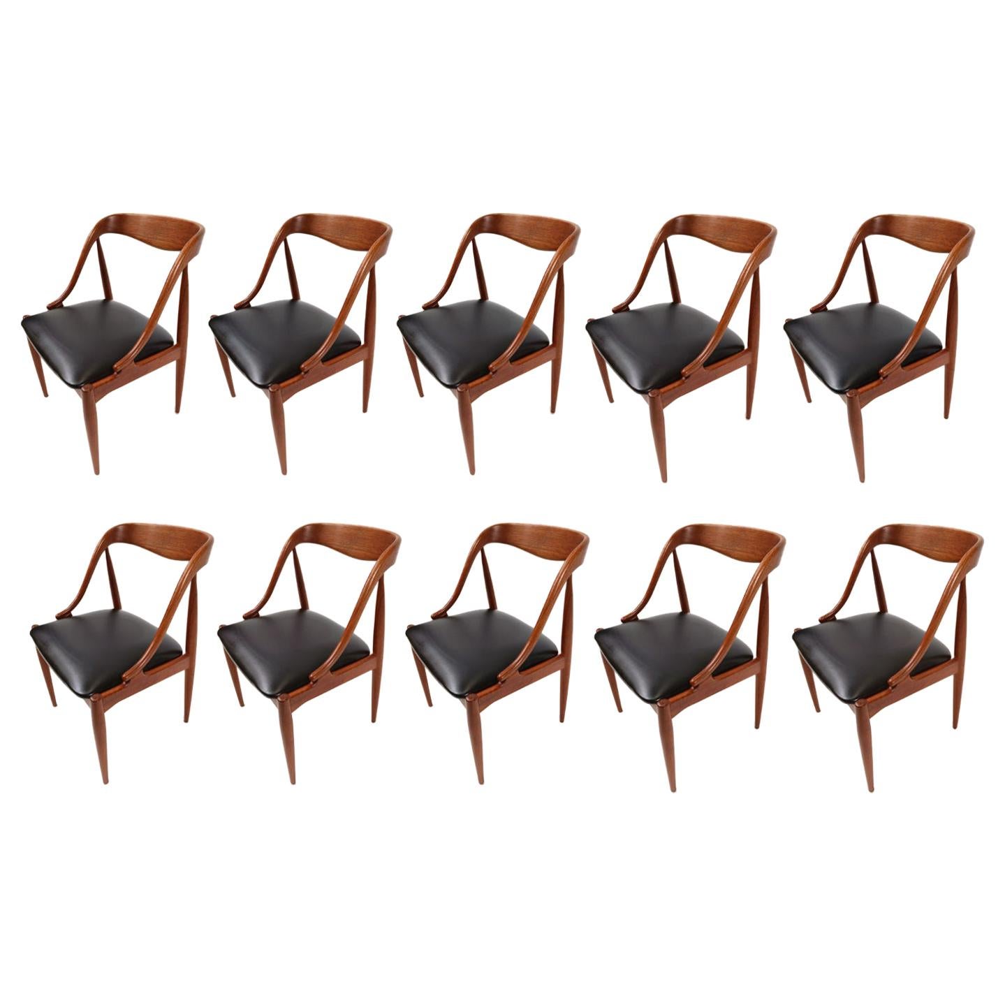 Set of 10 Johannes Andersen for Uldum Møbelfabrik Danish Teak Dining Chairs