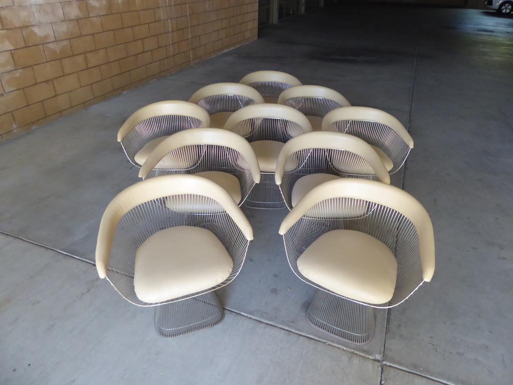 Mid-Century Modern Set of 10 Leather Upholstered Dining Chairs Designed by Warren Platner for Knoll For Sale
