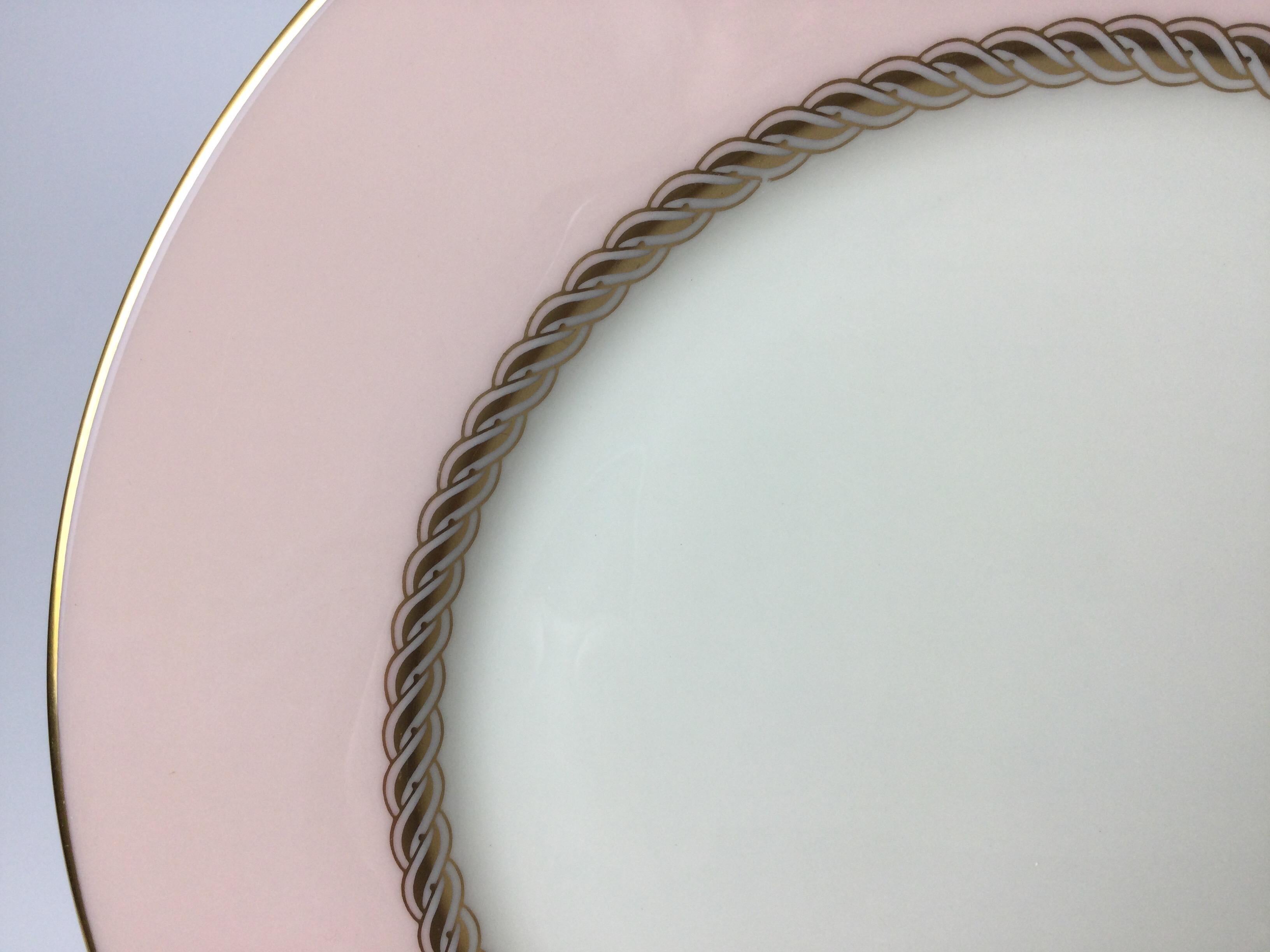 Set of 10 Lenox Caribbee Service Dinner Plates with Pink and Gilt Borders In Excellent Condition In Lambertville, NJ