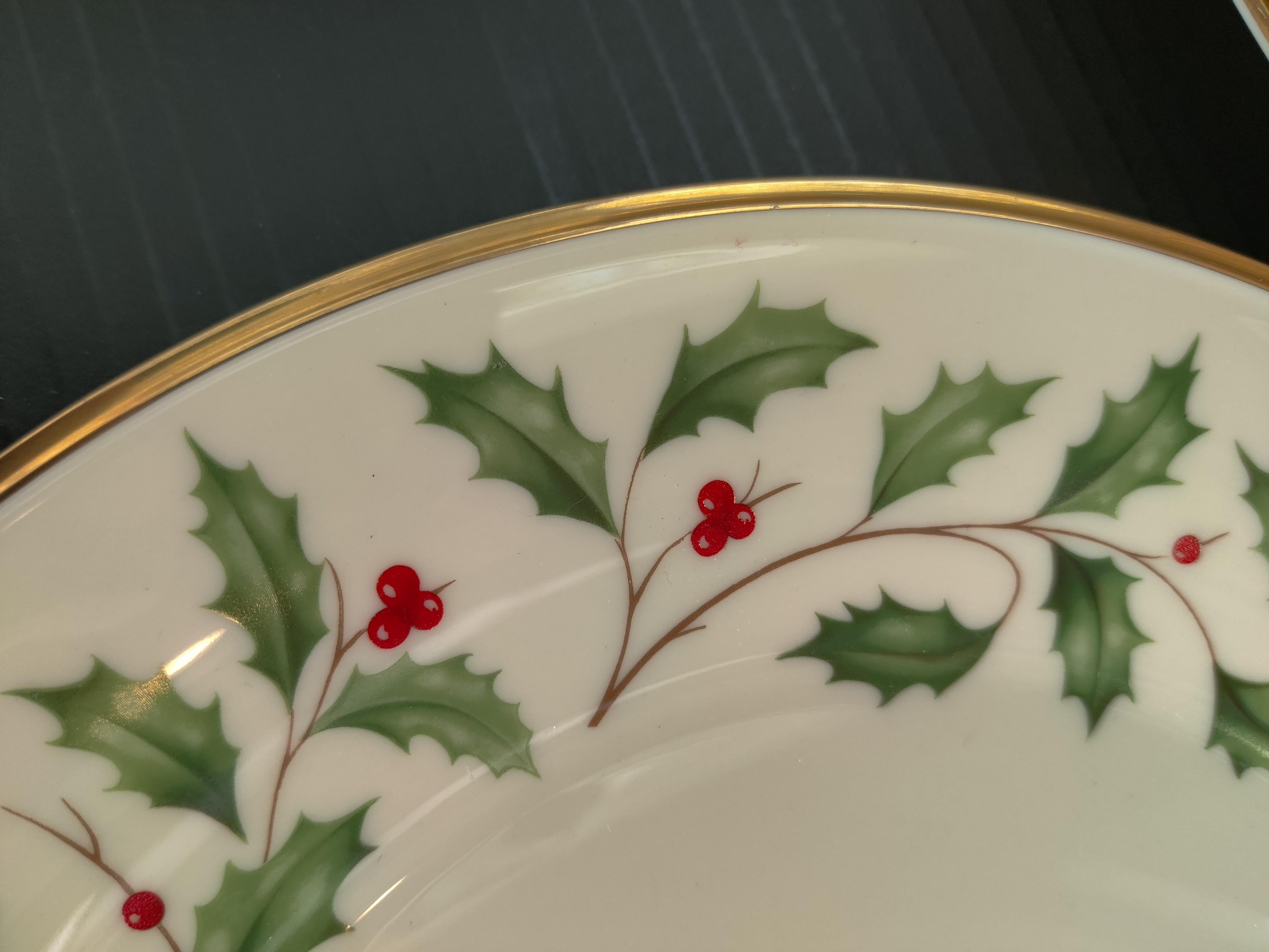 Set of 10 Lenox Christmas Plates For Sale 2