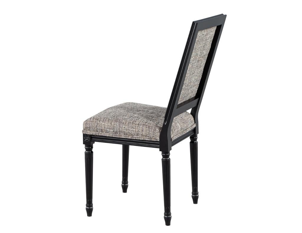 XXI secolo e contemporaneo Set of 10 Louis XVI Style Black Dining Chairs by Carrocel in vendita
