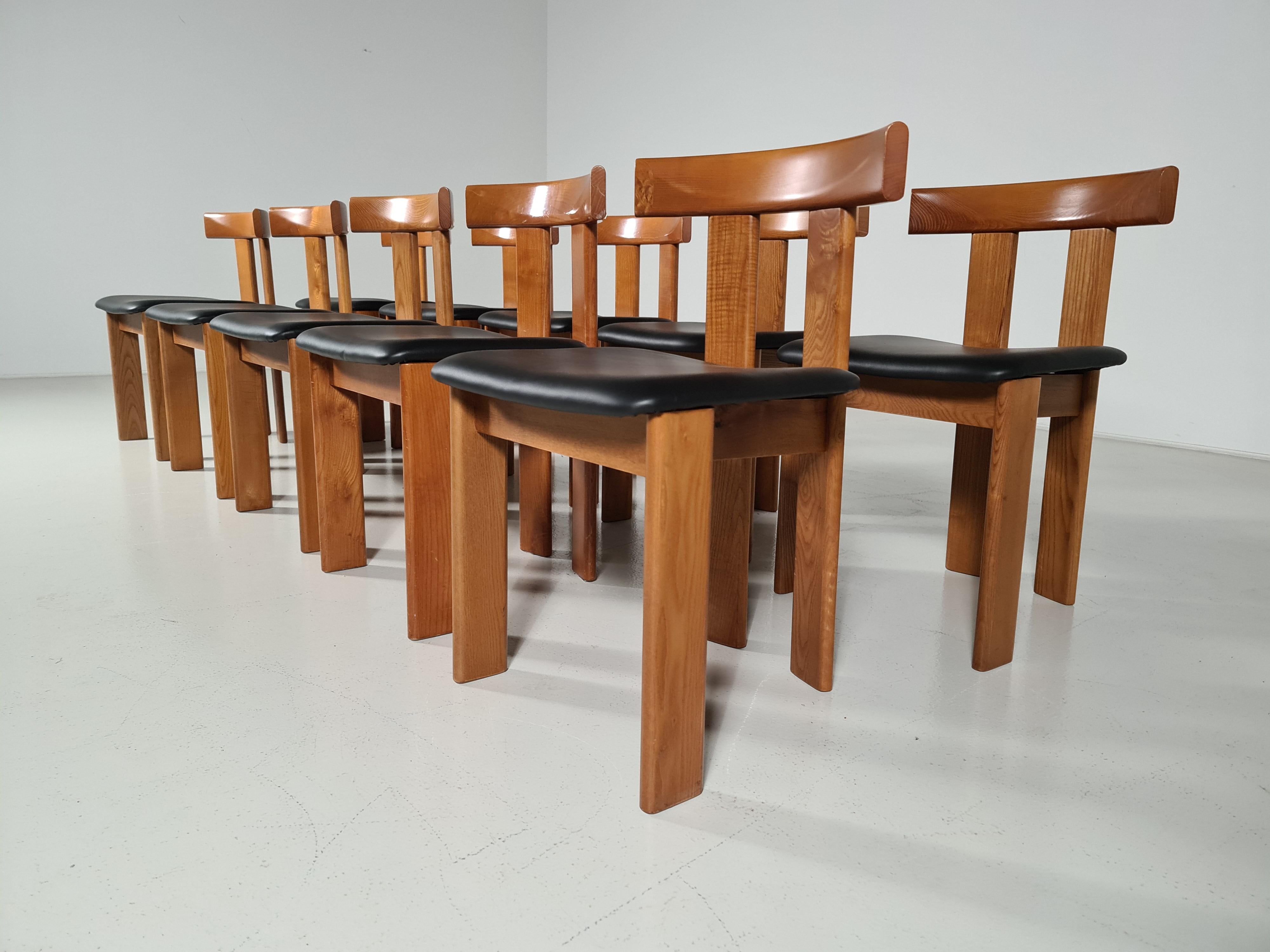 Set of 10 Luigi Vaghi Dining Chairs for Former, Italy, 1960s In Good Condition In amstelveen, NL