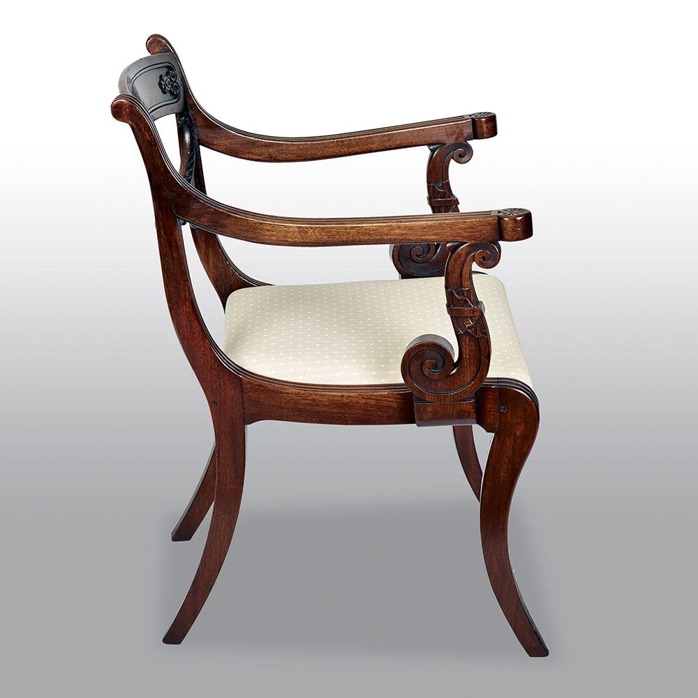 Set of 10 Mahogany Regency Period Dinning Chairs 3