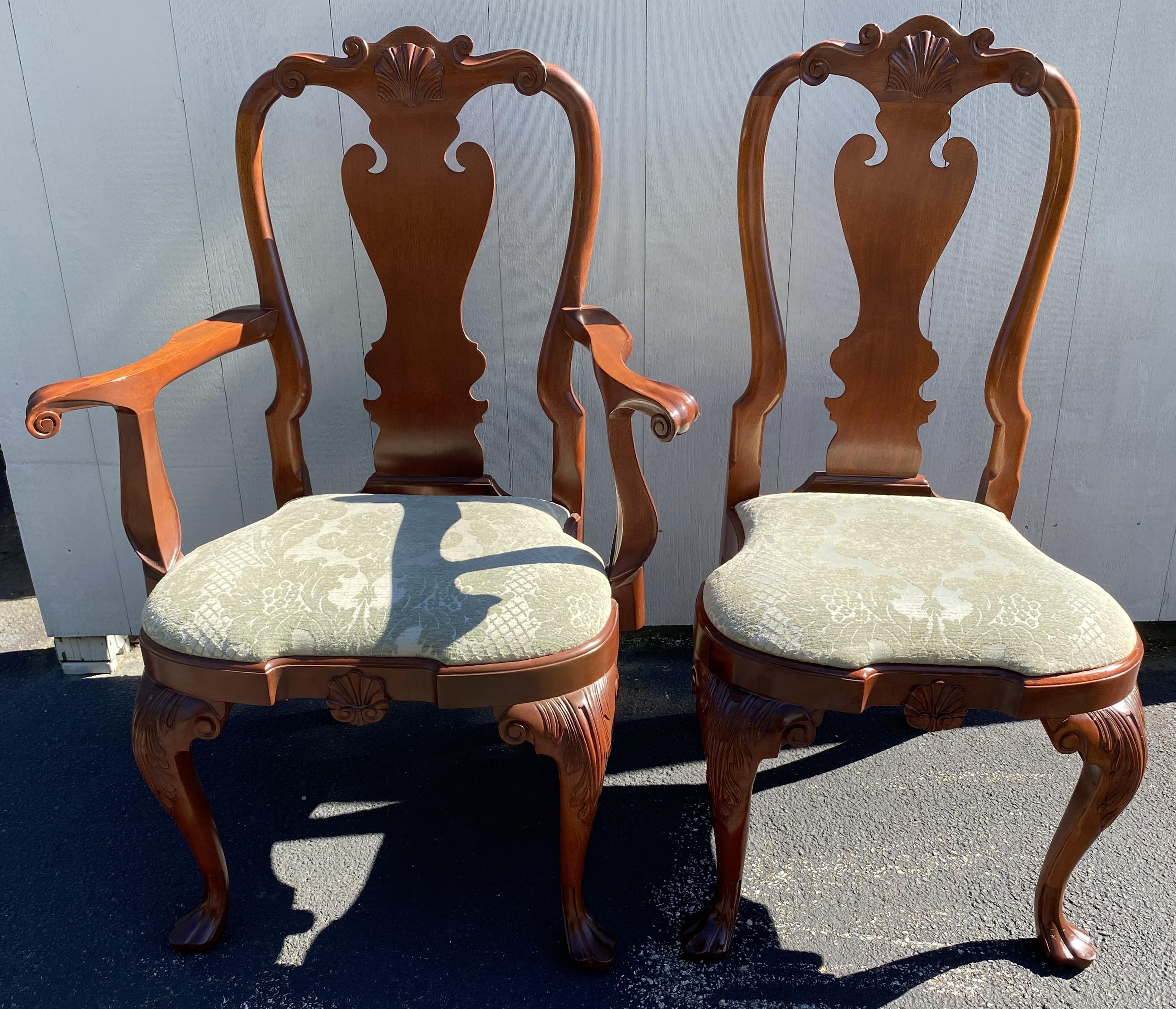 Queen Anne Set of 10 Mahogany Shell Carved Colonial Williamsburg Dining Chairs by Stickley