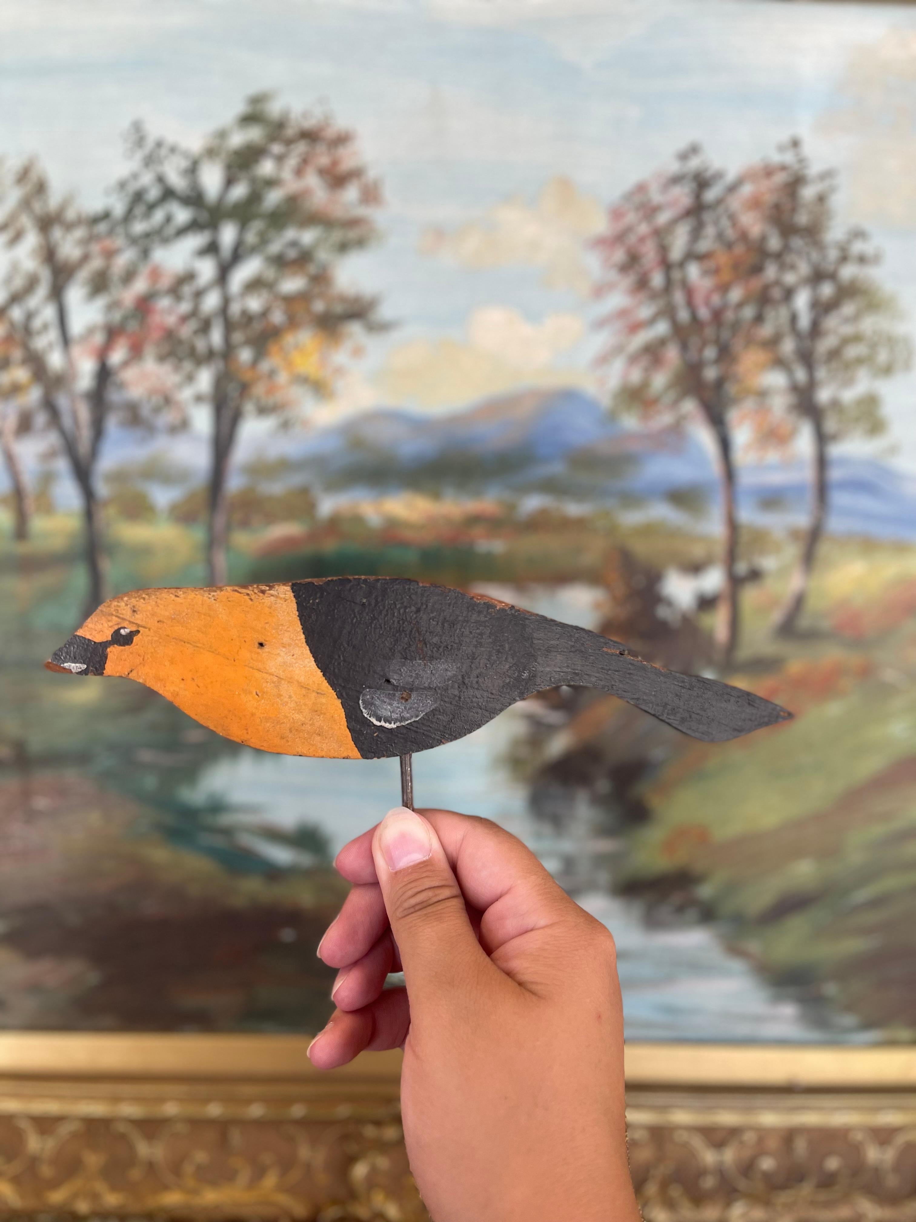 Ensemble de 10 silhouettes d'oiseaux en bois peintes à la main au milieu du 20e siècle. en vente 3