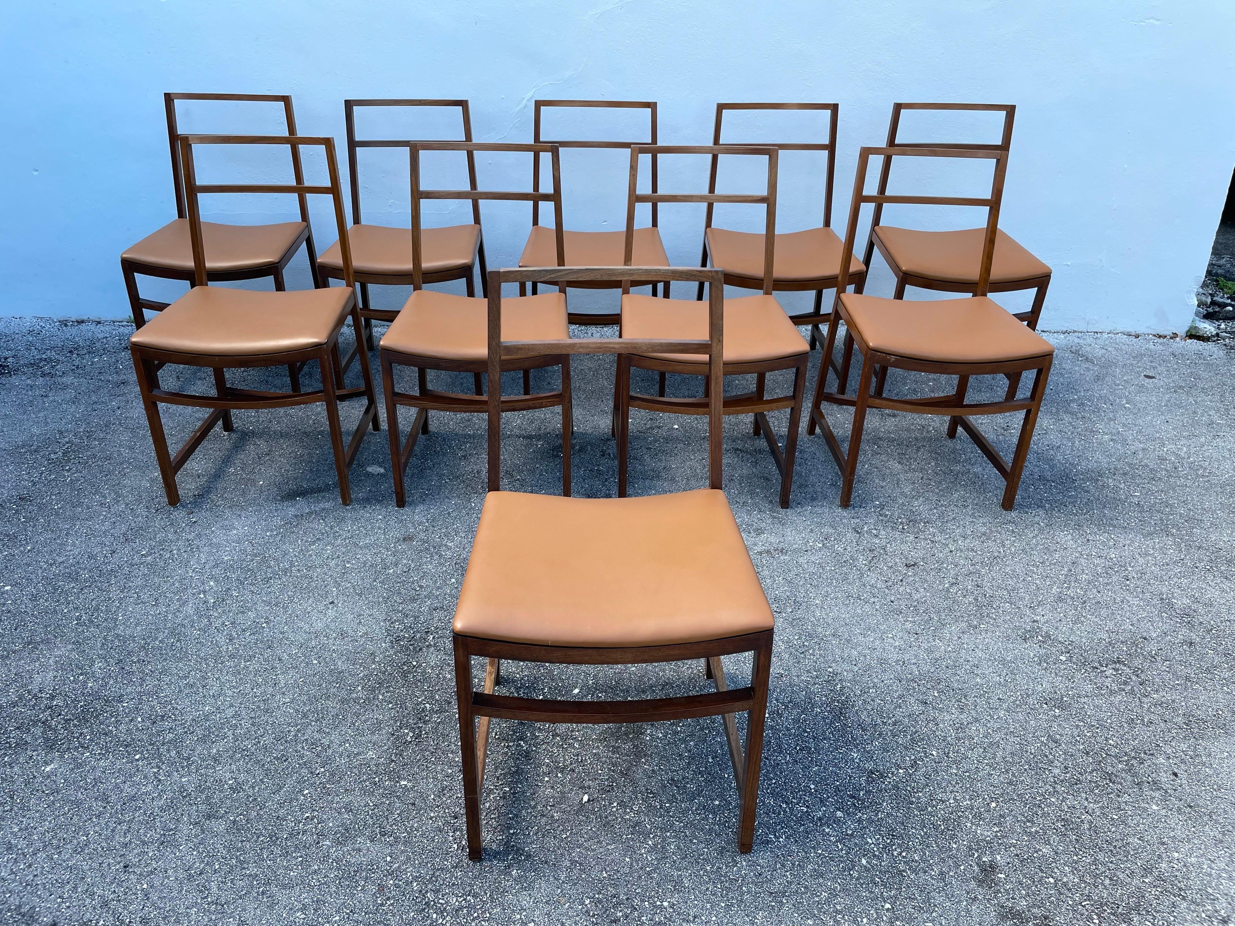 Italian Set of 10 Mid-Century Modern Dining Chairs by Renato Venturi for MIM Roma For Sale
