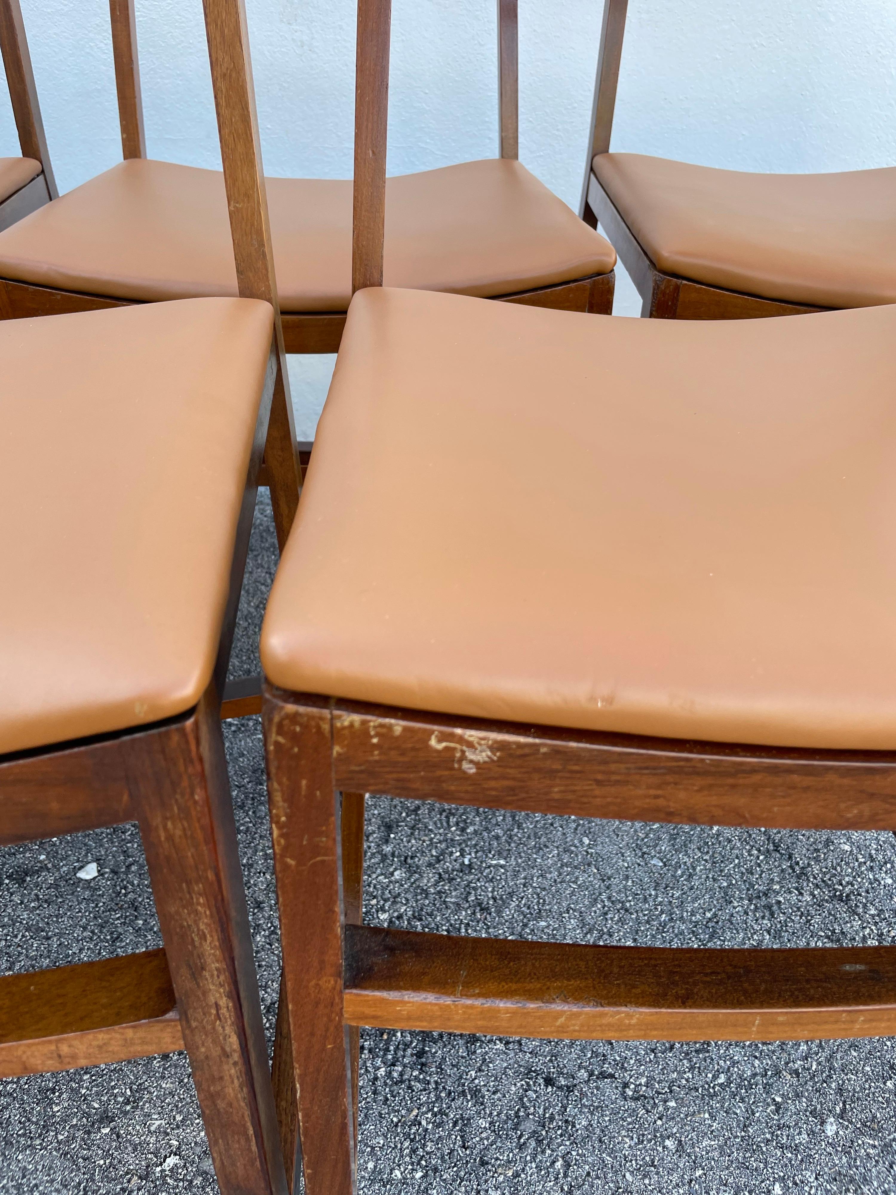 Set of 10 Mid-Century Modern Dining Chairs by Renato Venturi for MIM Roma In Good Condition For Sale In North Miami, FL