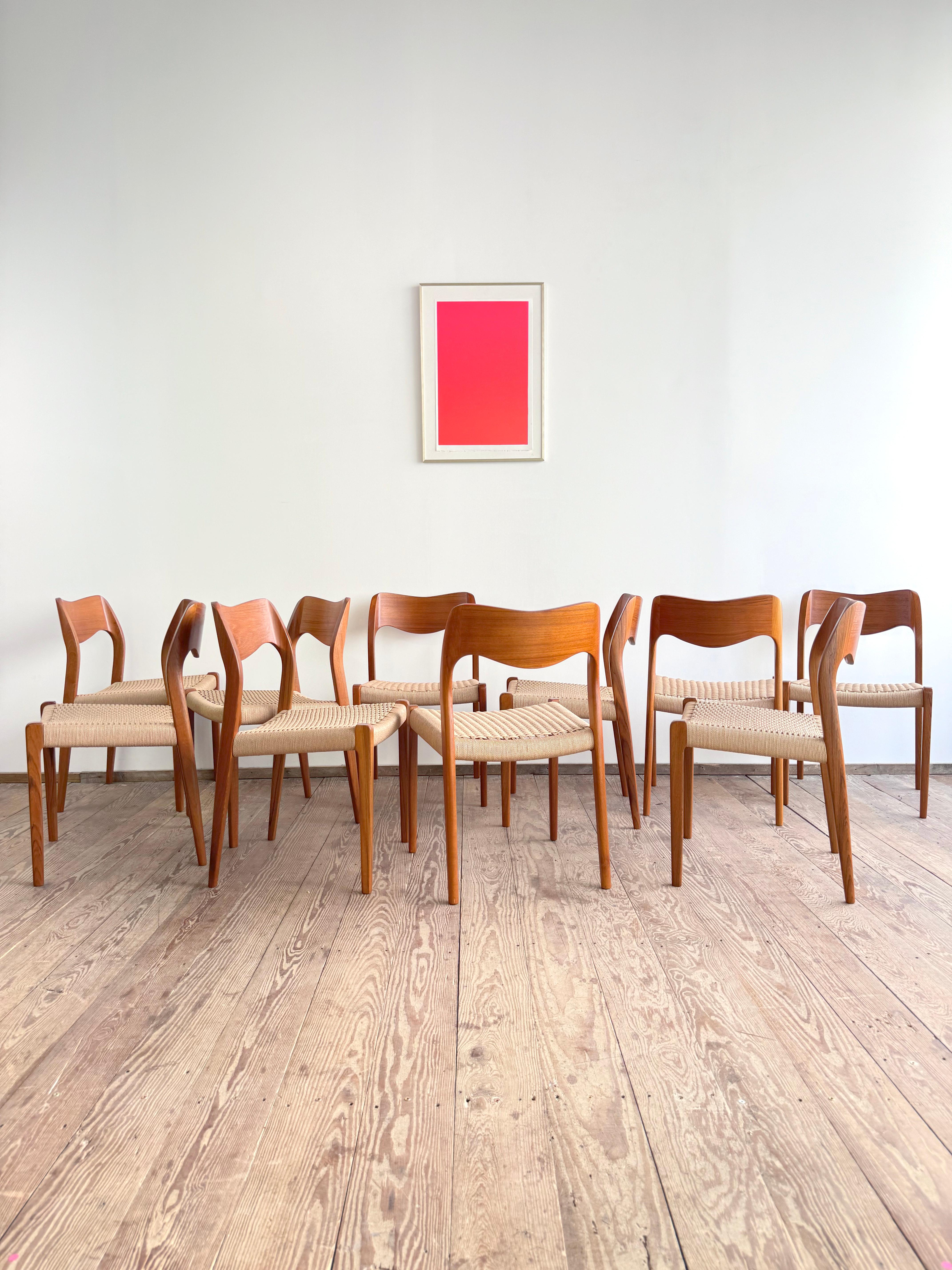 Hand-Carved Set of 10 Mid-Century Teak Dining Chairs #71 by Niels O. Møller for J. L. Moller