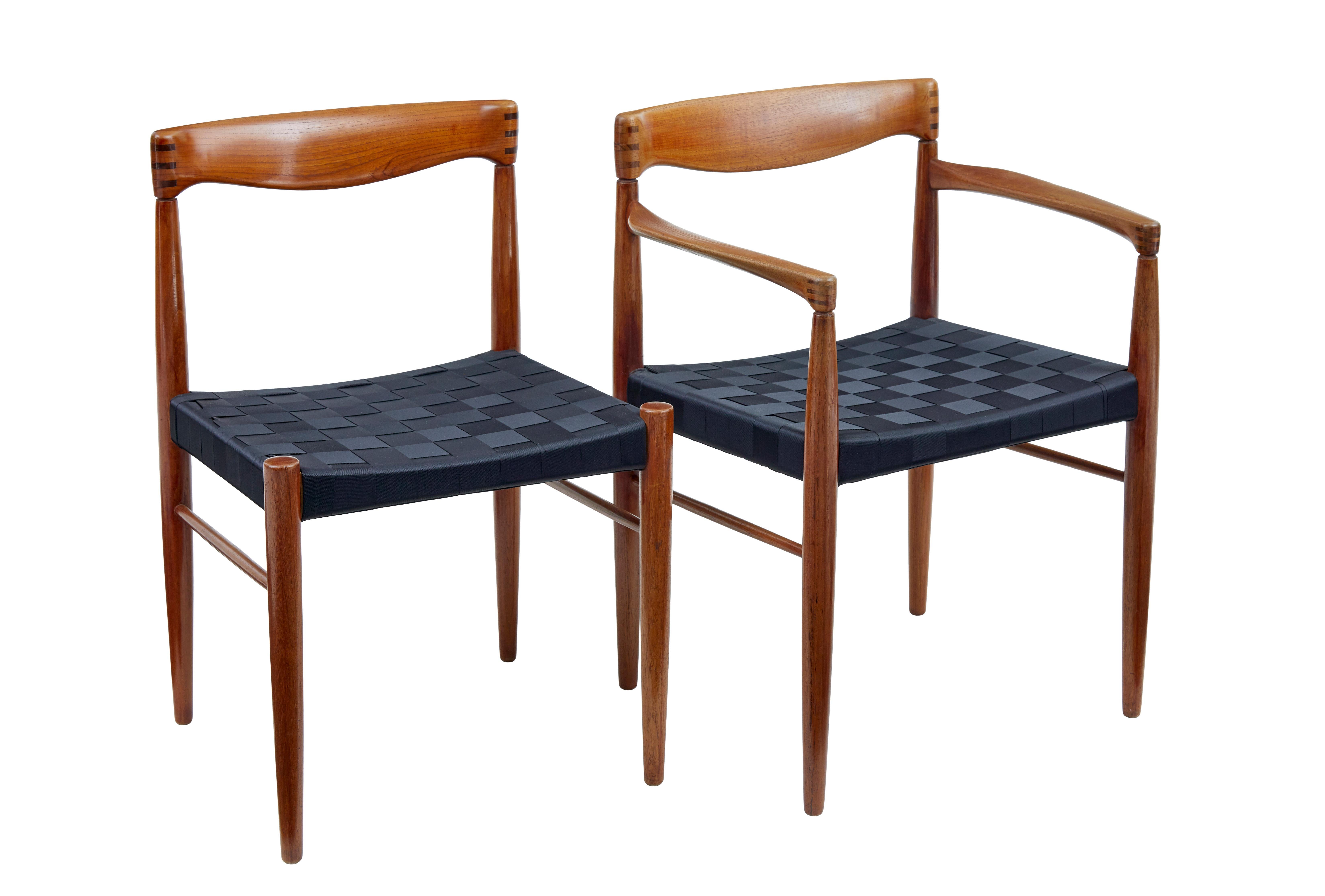 Mid-Century Modern Ensemble de 10 chaises de salle à manger en teck du milieu du siècle par Bramin en vente