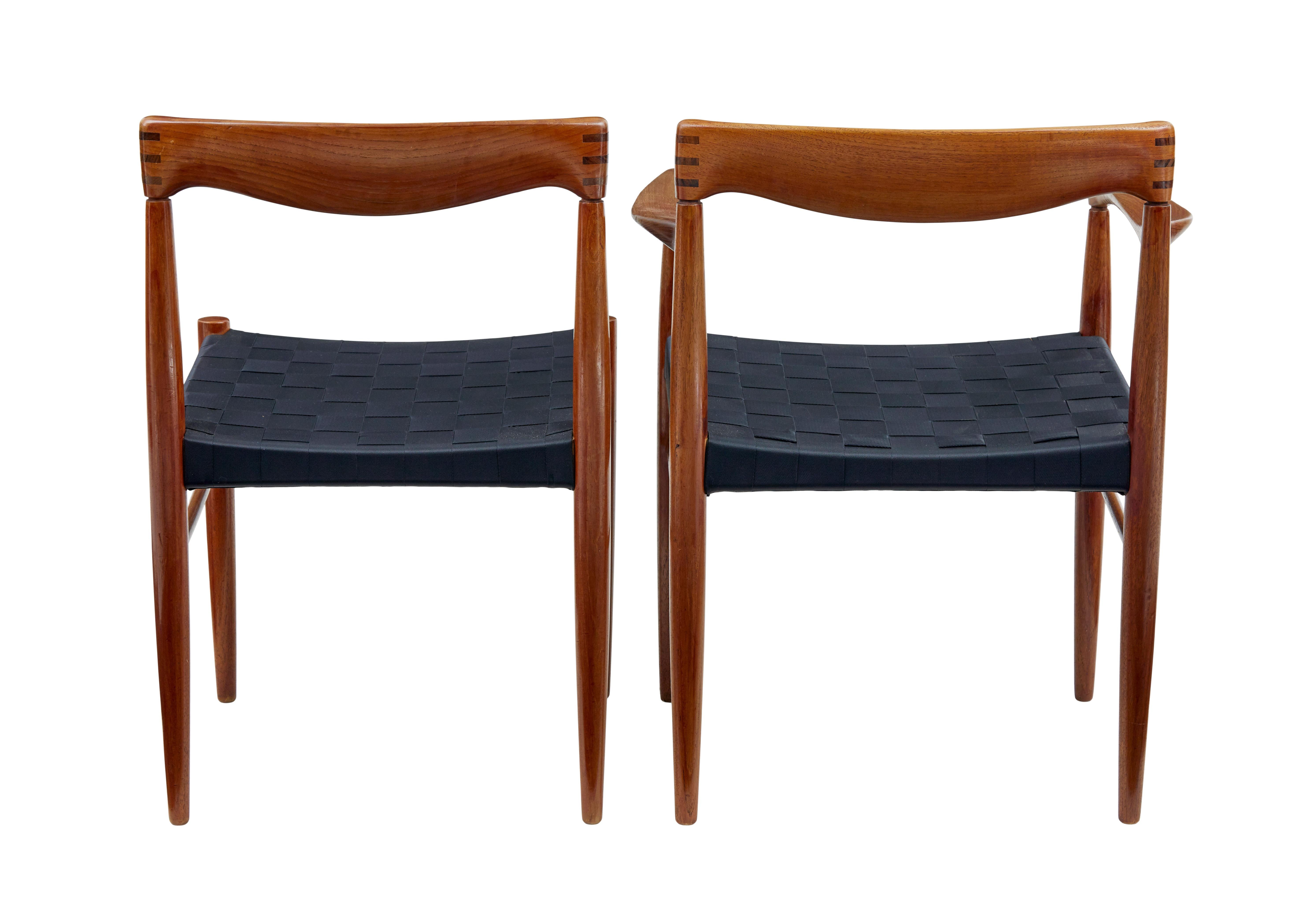 Set of 10 mid century teak dining chairs by Bramin In Good Condition For Sale In Debenham, Suffolk