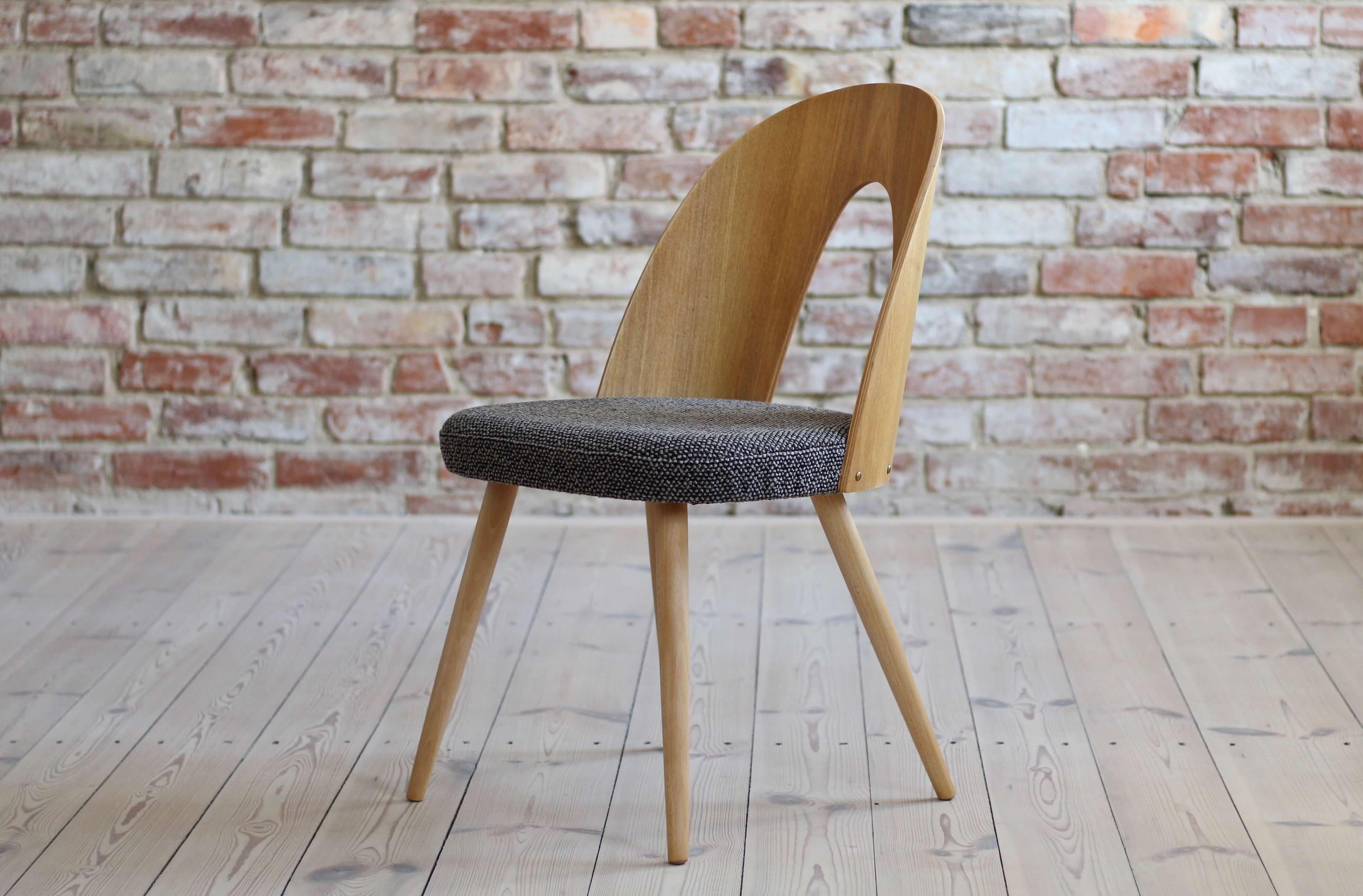 Oiled Set of 10 MidCentury Dining Chairs by A.Šuman, Customizable Upholstery Available For Sale