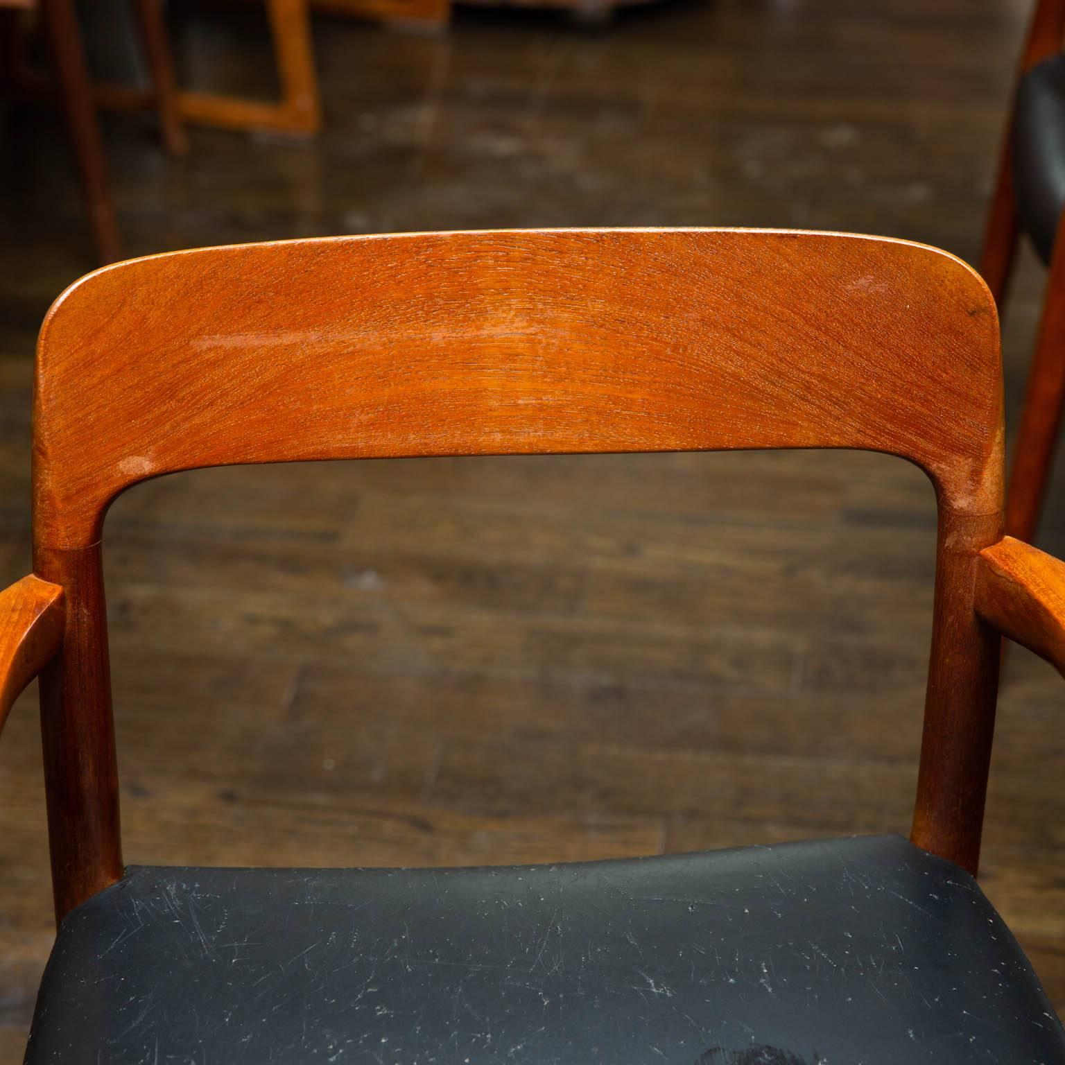 20th Century Set of Ten Model 75 Niels Moller Teak Dining Chairs