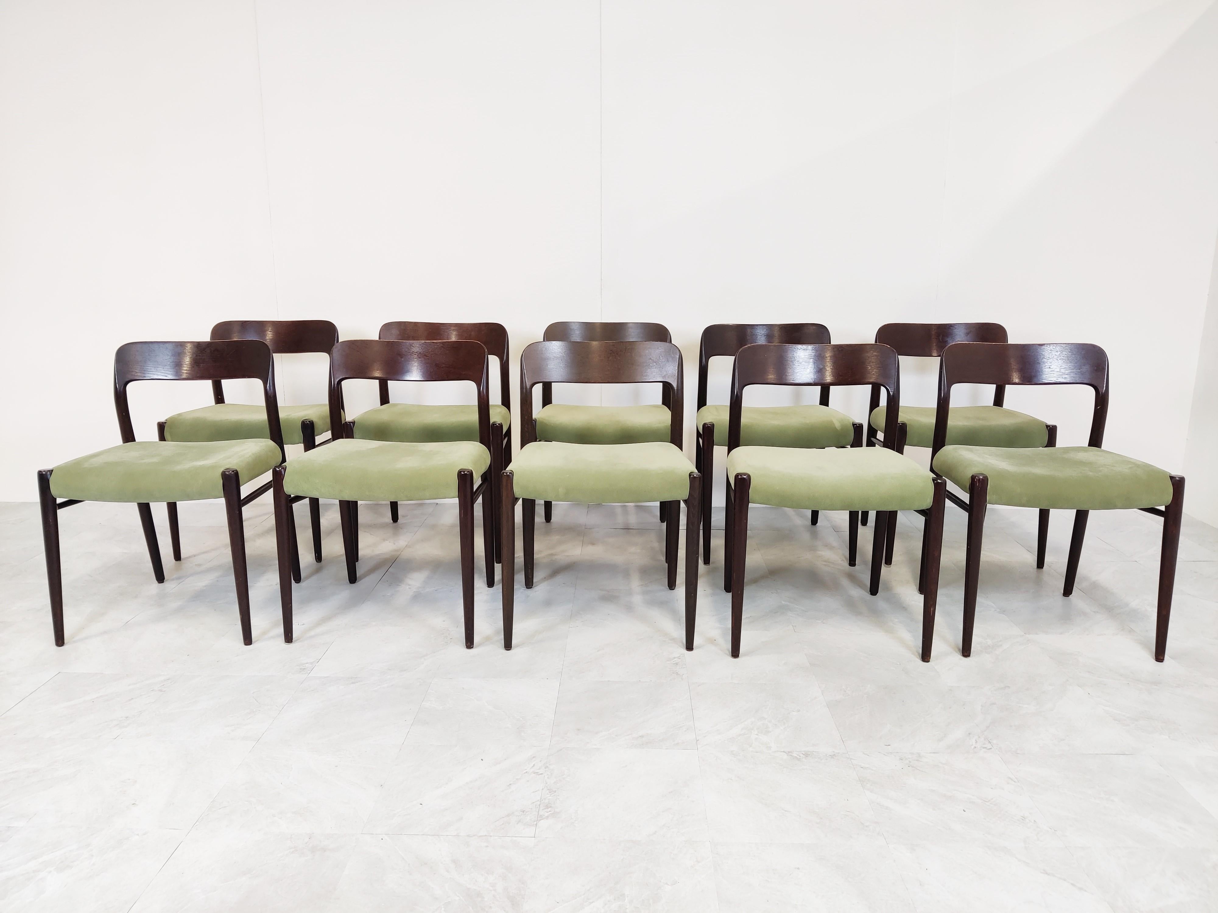 Scandinavian Modern Set of 10 Niels Otto Moller Model 75 Dining Chairs, 1960s