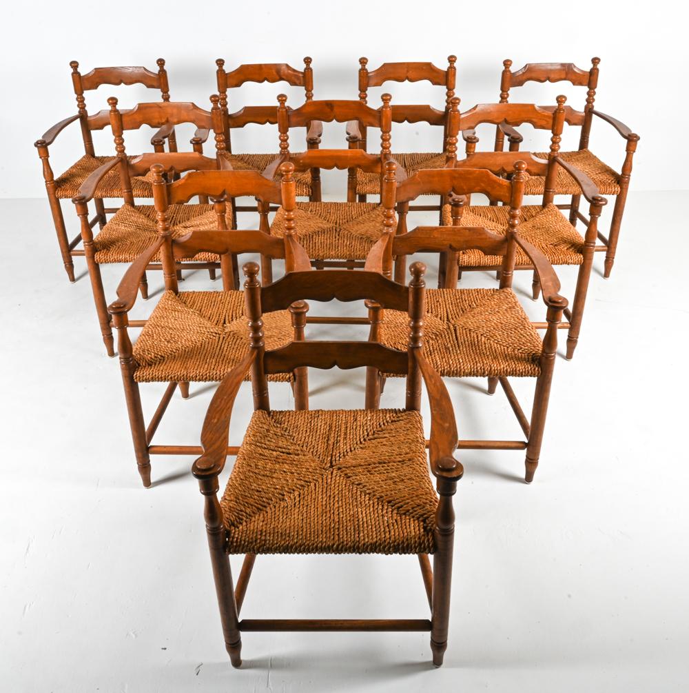 Européen Ensemble de 10 fauteuils en chêne et cordon papier à la manière de Charles Dudouyt en vente