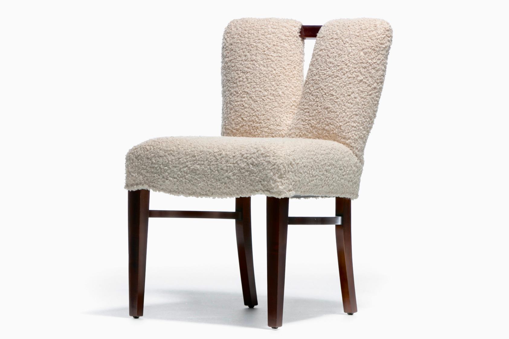 Ensemble de 10 chaises de salle à manger à dossier corseté en bouclé blanc ivoire de Paul Frankl, c. années 1950 en vente 7