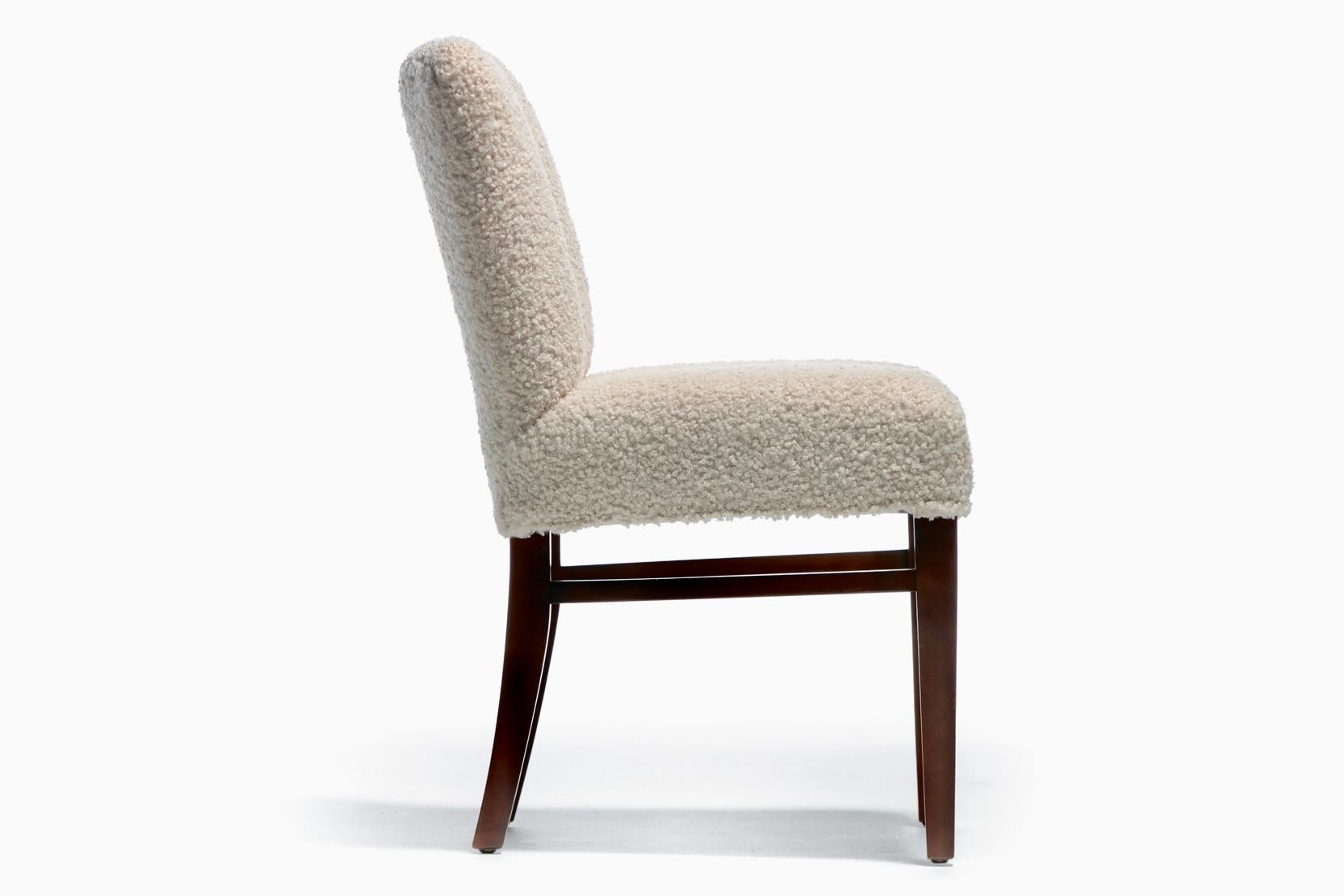 Ensemble de 10 chaises de salle à manger à dossier corseté en bouclé blanc ivoire de Paul Frankl, c. années 1950 en vente 10