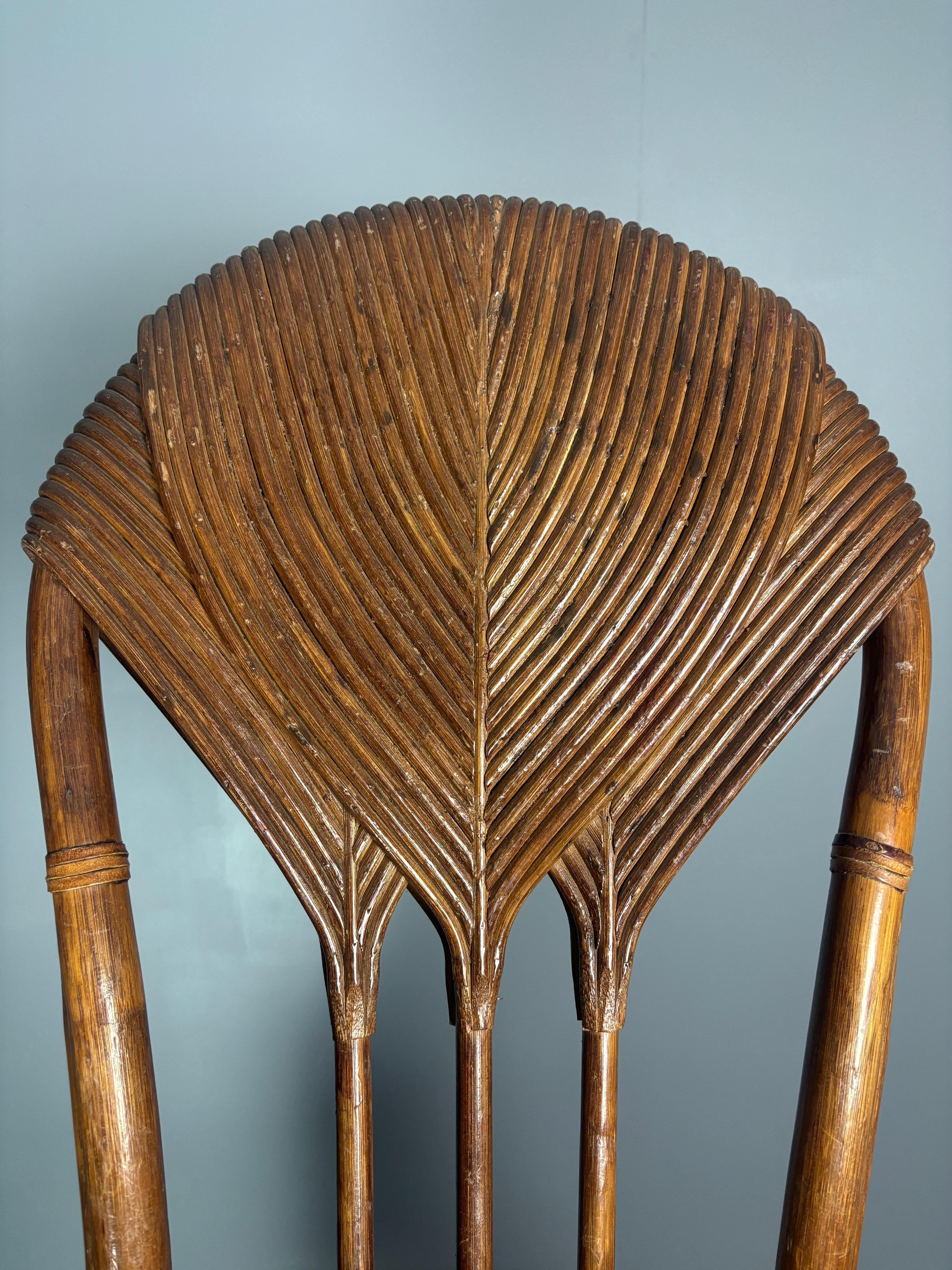 Lot de 10 chaises de salle à manger en roseau, rotin, bambou et feuilles de palmier. en vente 3