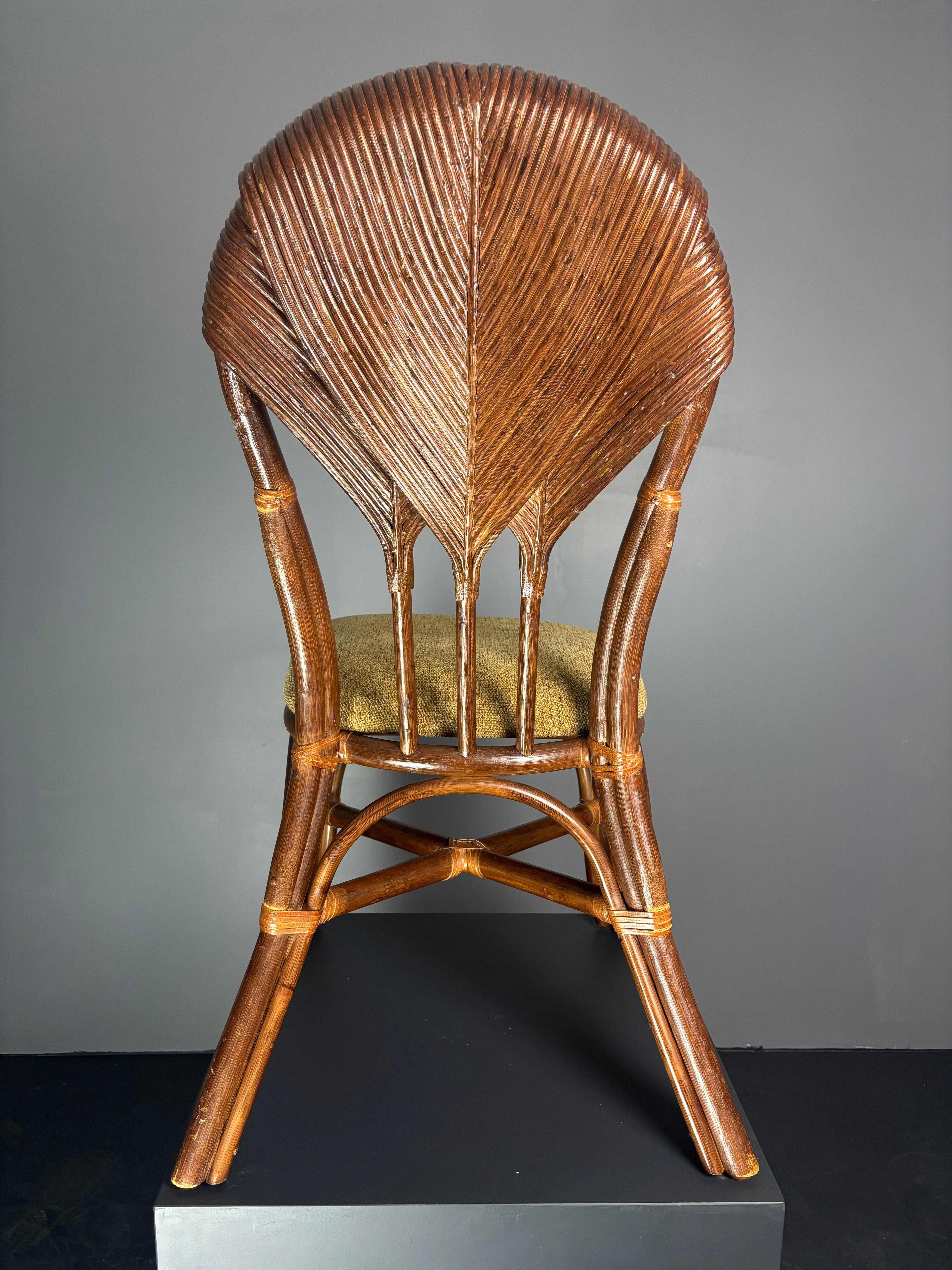 Lot de 10 chaises de salle à manger en roseau, rotin, bambou et feuilles de palmier. en vente 5