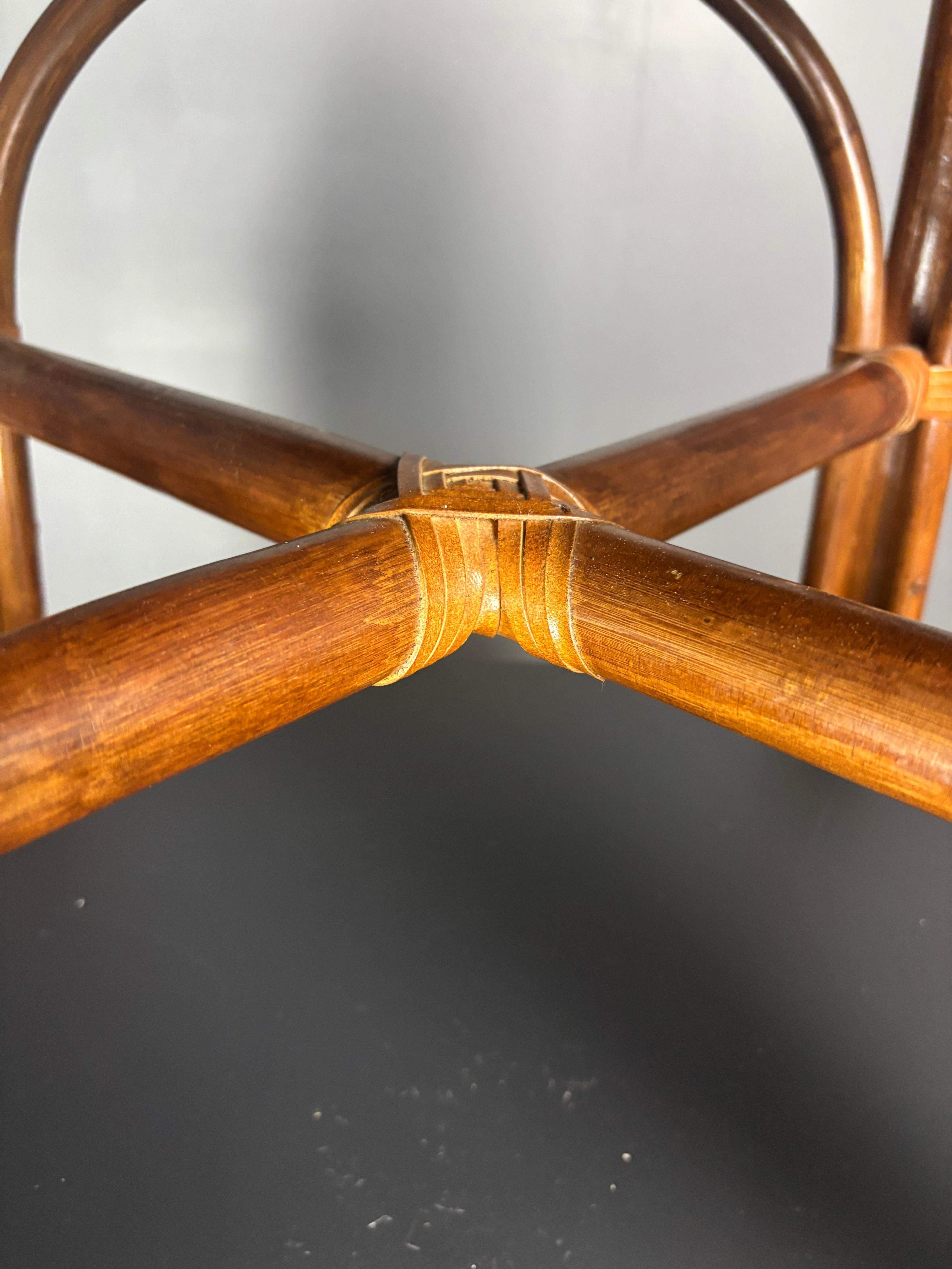 Lot de 10 chaises de salle à manger en roseau, rotin, bambou et feuilles de palmier. en vente 7