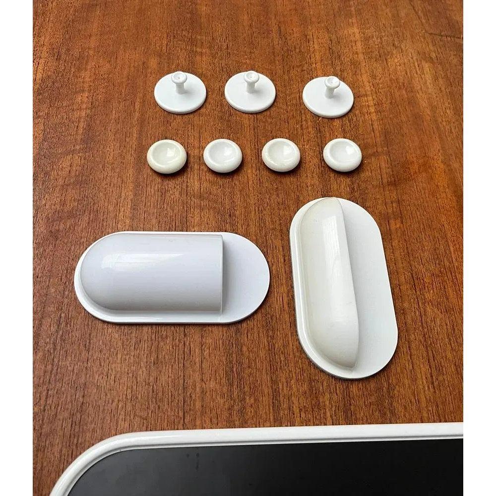Set of 10 Postmodern Magnetic Wall Board Organizer from Conran Design, 1990 For Sale 4