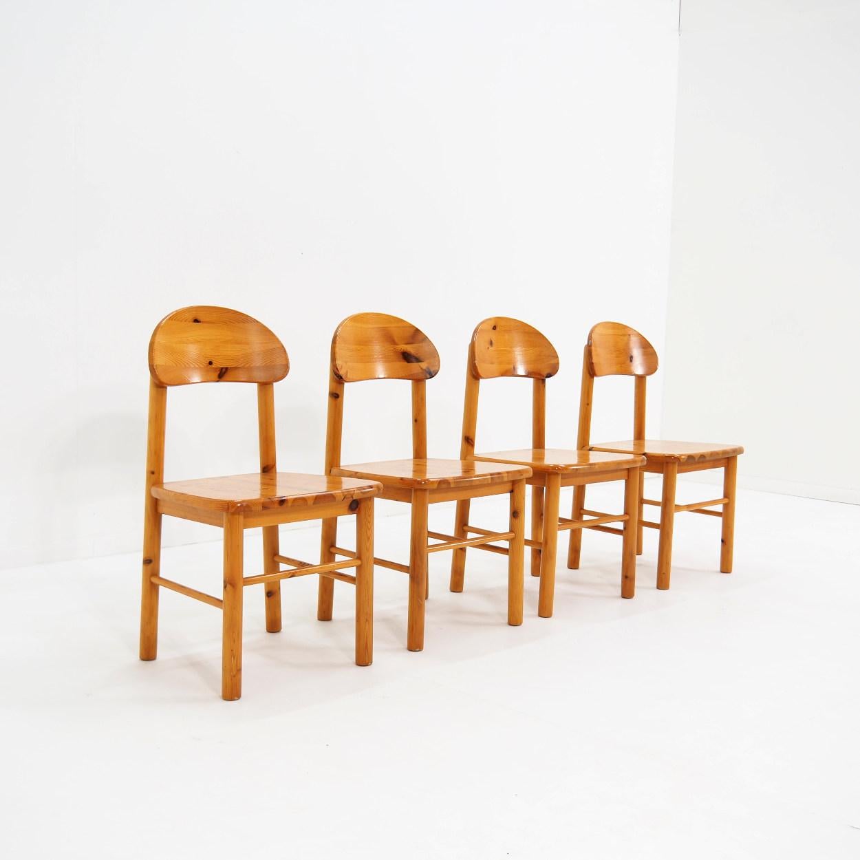 Late 20th Century Set of 10 ‘Rainer Daumiller’ Chairs in Solid Pine Wood
