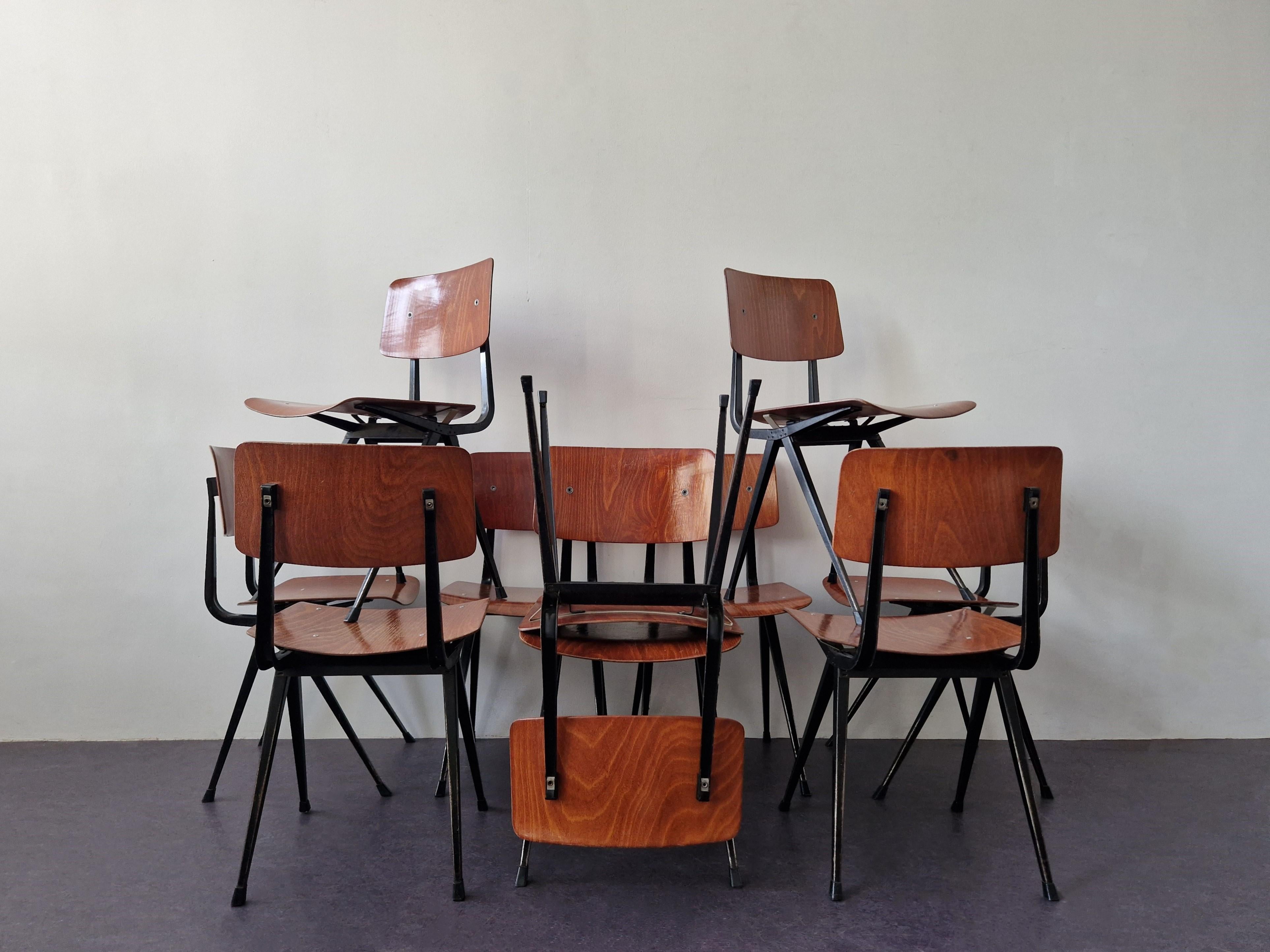 Dutch Set of 10 Result chairs by Friso Kramer for Ahrend de Cirkel, 1960's/1970's For Sale
