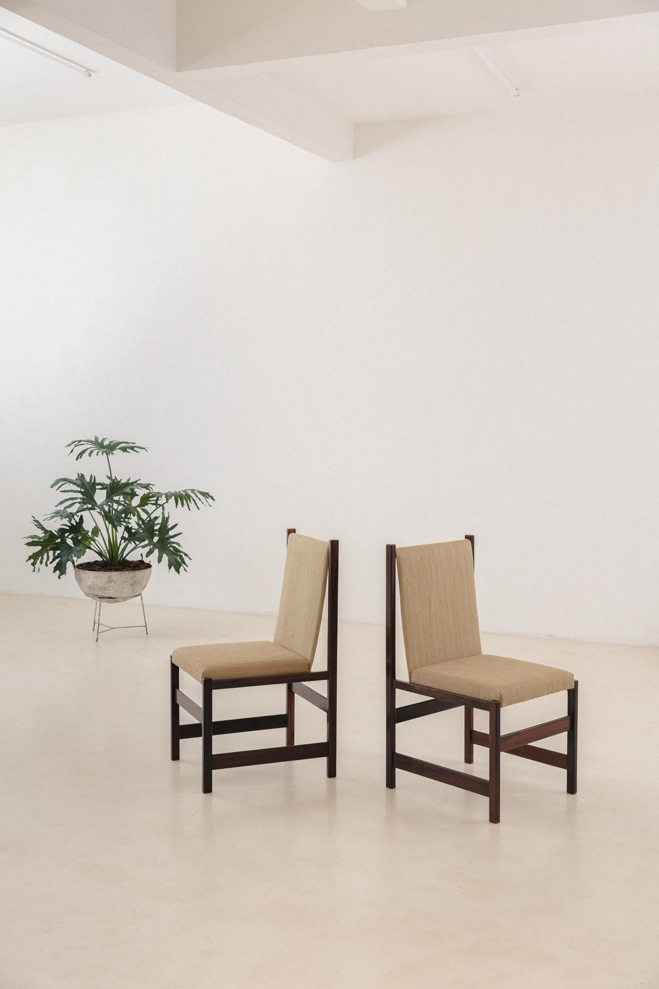 Set of 10 Rosewood Dining Chairs, Celina Decorações, Brazilian Midcentury, 1960s In Good Condition For Sale In New York, NY