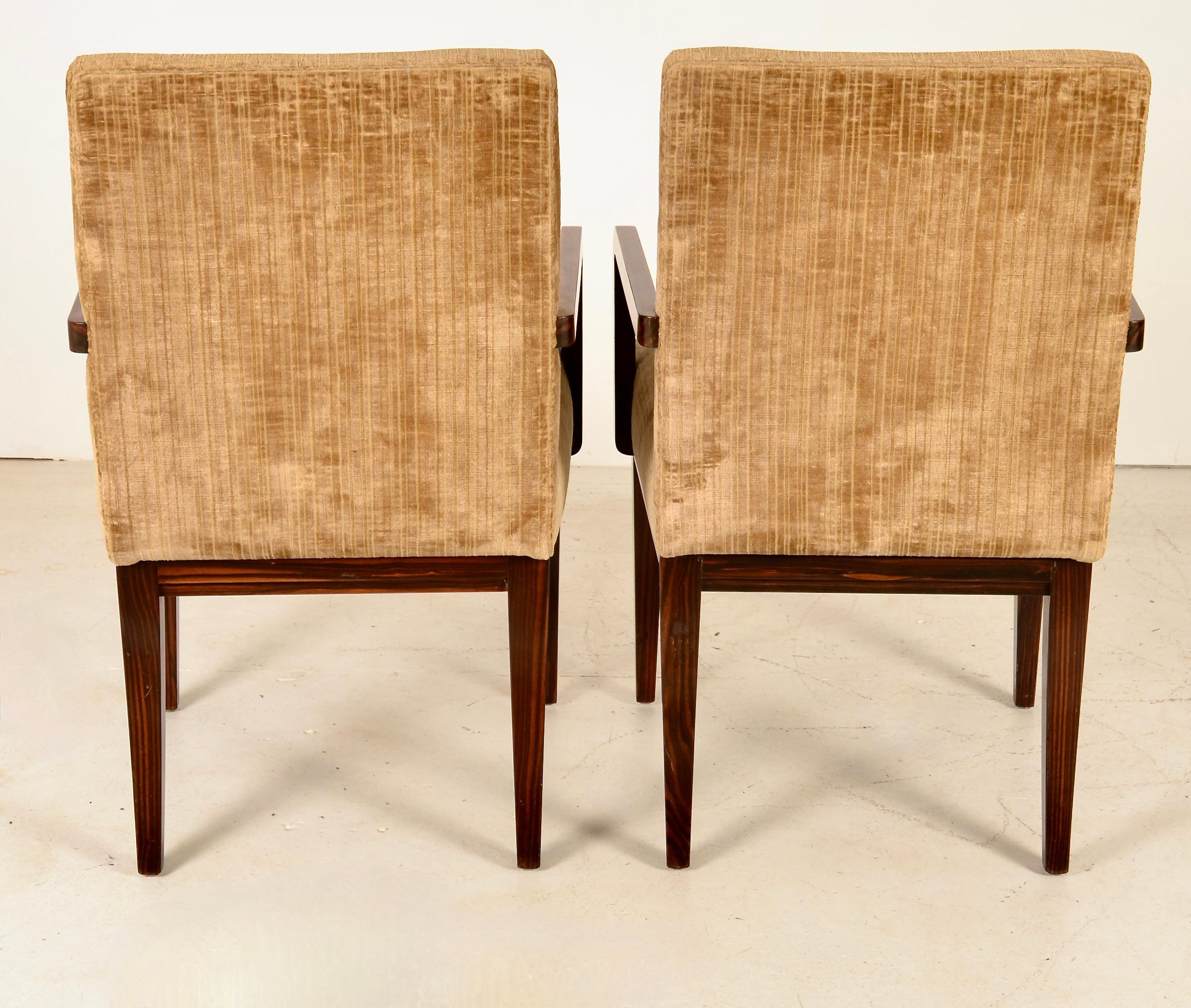 Milieu du XXe siècle Ensemble de 10 chaises de salle à manger Schmieg et Kotzian, États-Unis  en vente