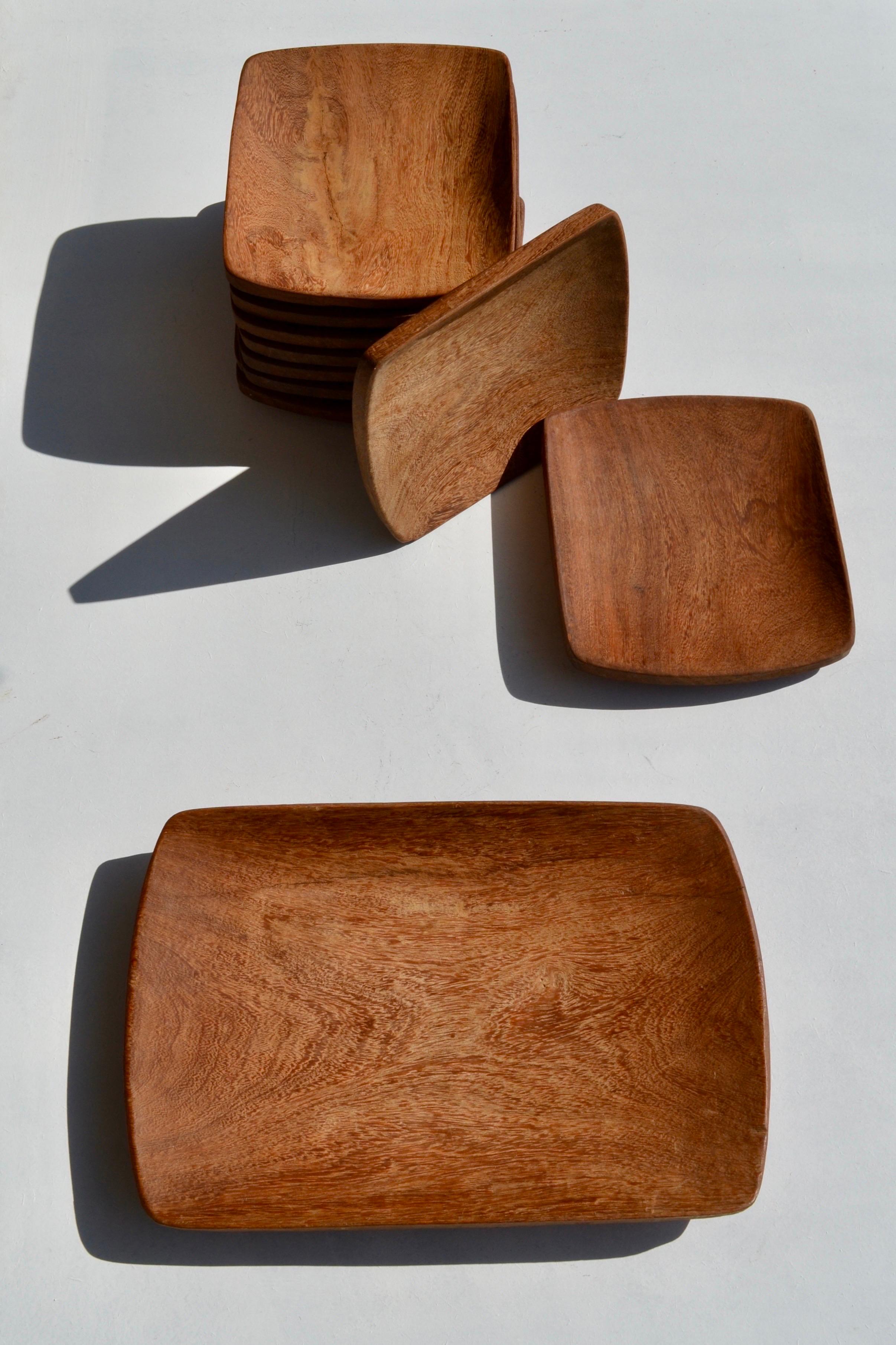 French Set of 10 Sculpted Palmwood Square Plates with Serving Dish, 1970s For Sale