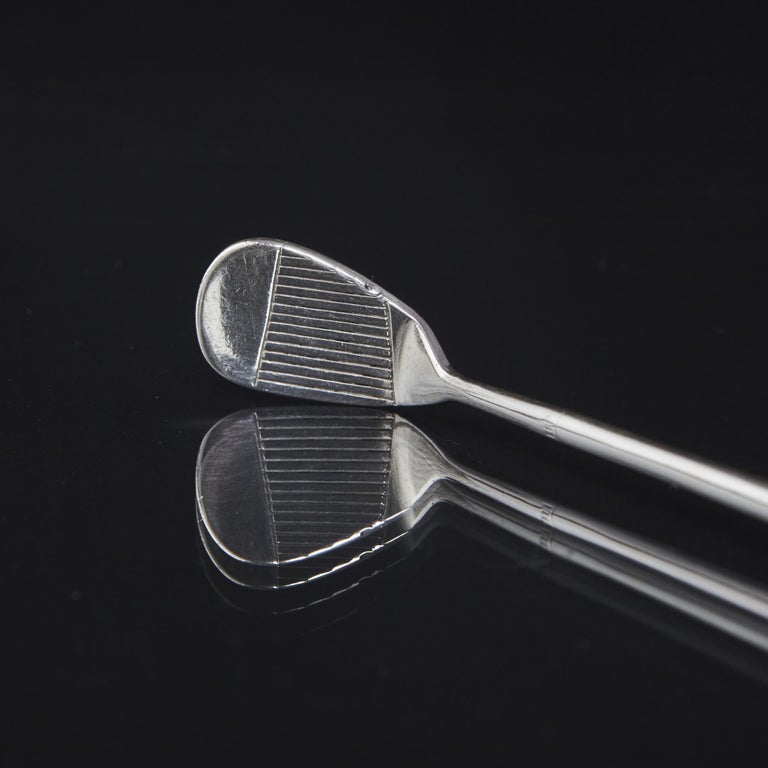 https://a.1stdibscdn.com/set-of-10-silver-golf-club-cocktail-stirrers-for-sale-picture-4/f_55722/f_261956121637327830683/618960495bc57_463_6936e_master.jpg?width=768