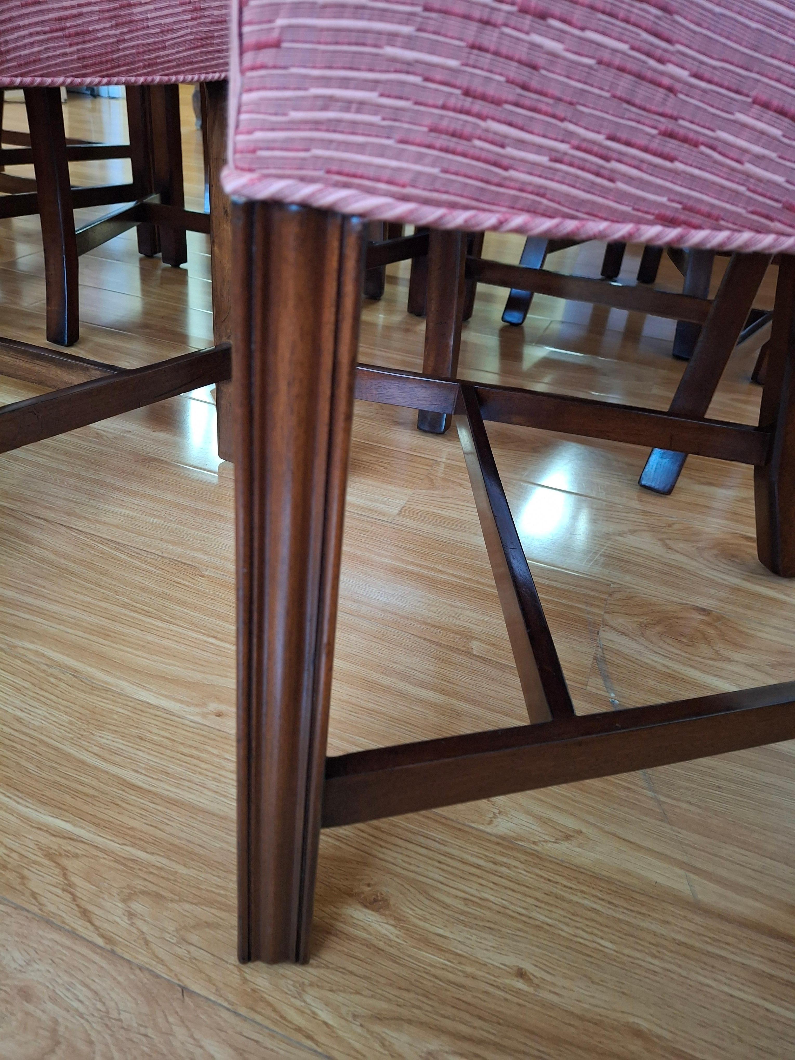 Set di 10 sedie da pranzo Smith & Watson in stile Chippendale in vendita 4