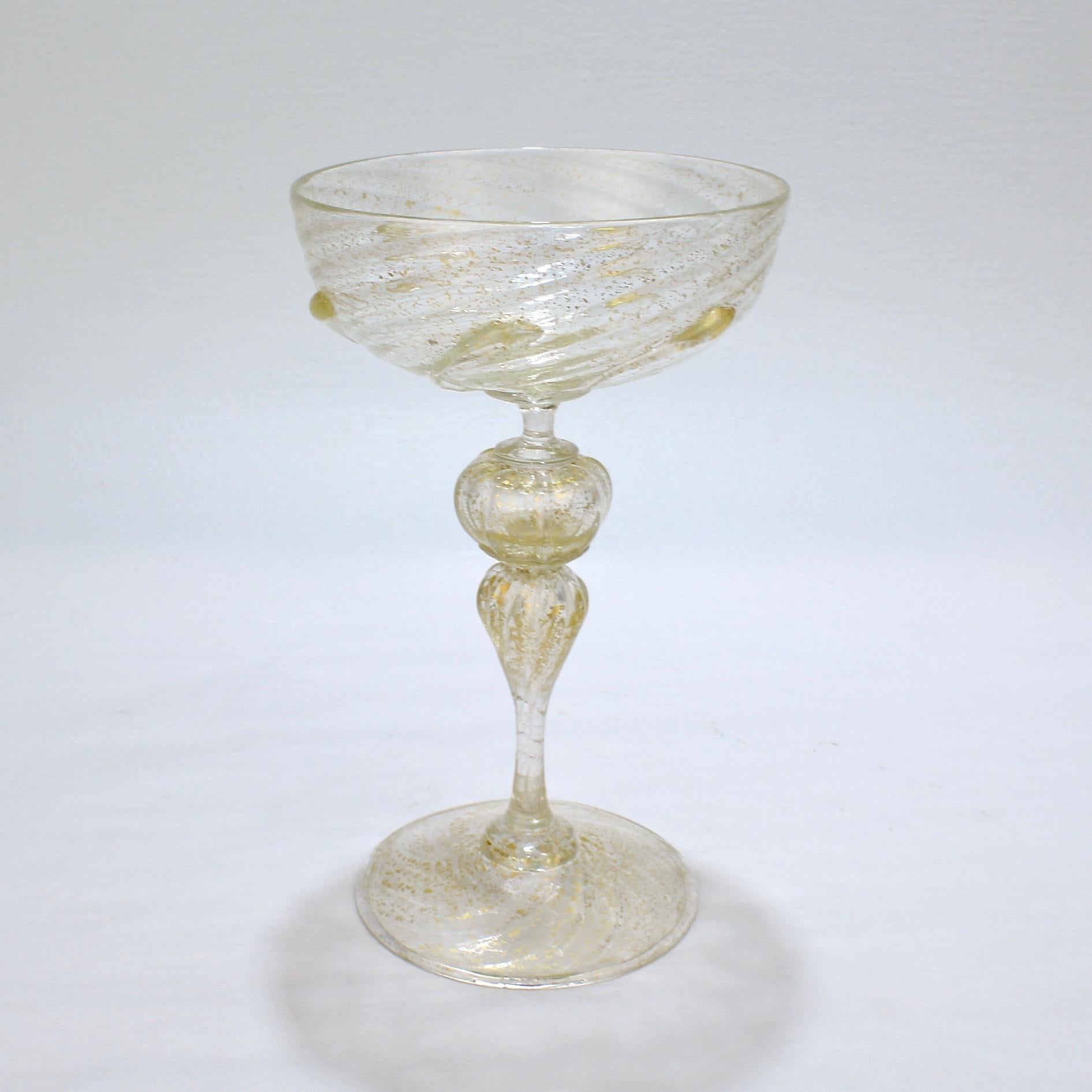 Mid-Century Modern Set of 10 Venetian Murano Glass Champagne Coupes Attributed to Salviati